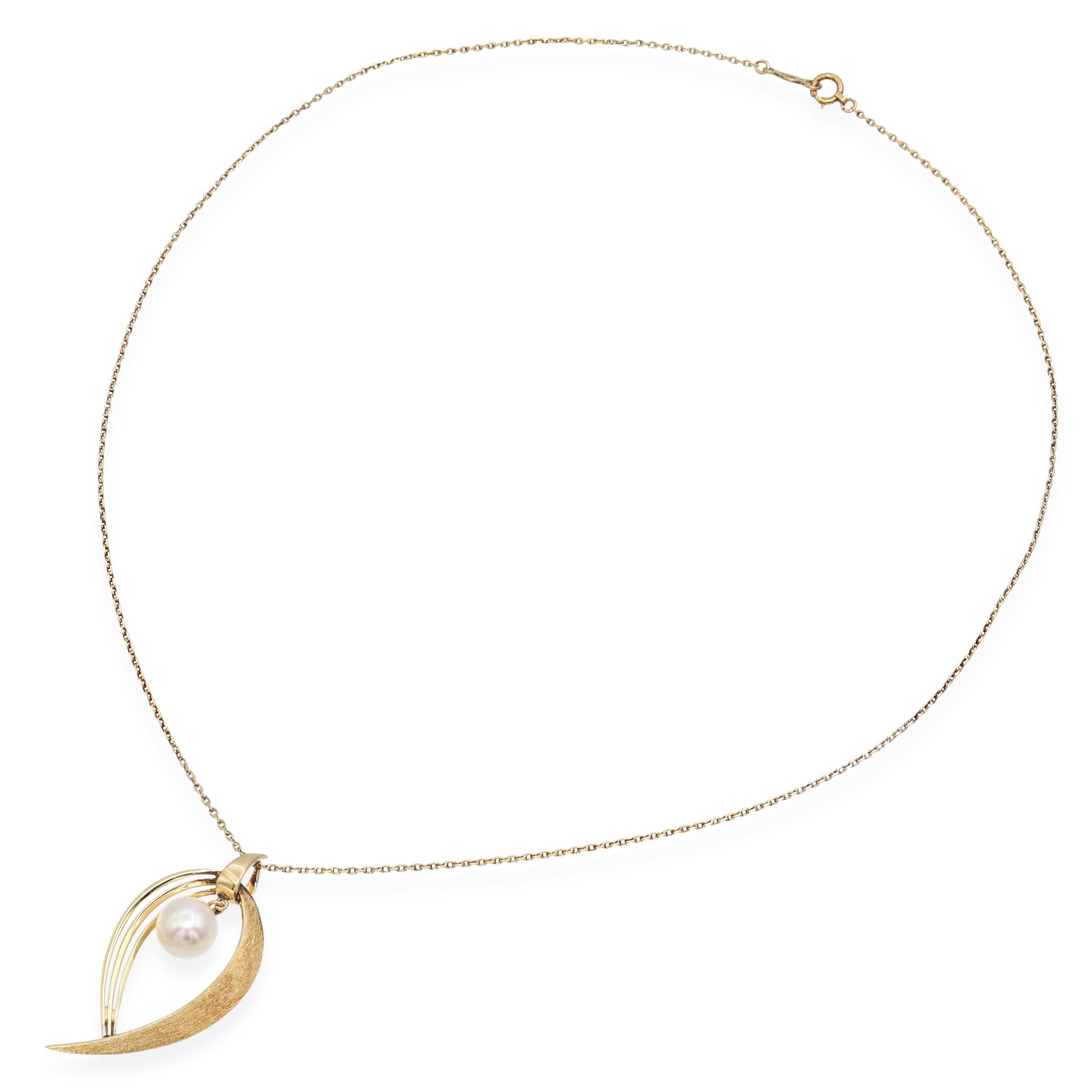 Vintage Mikimoto 14K Yellow Gold Pearl Pendant Necklace