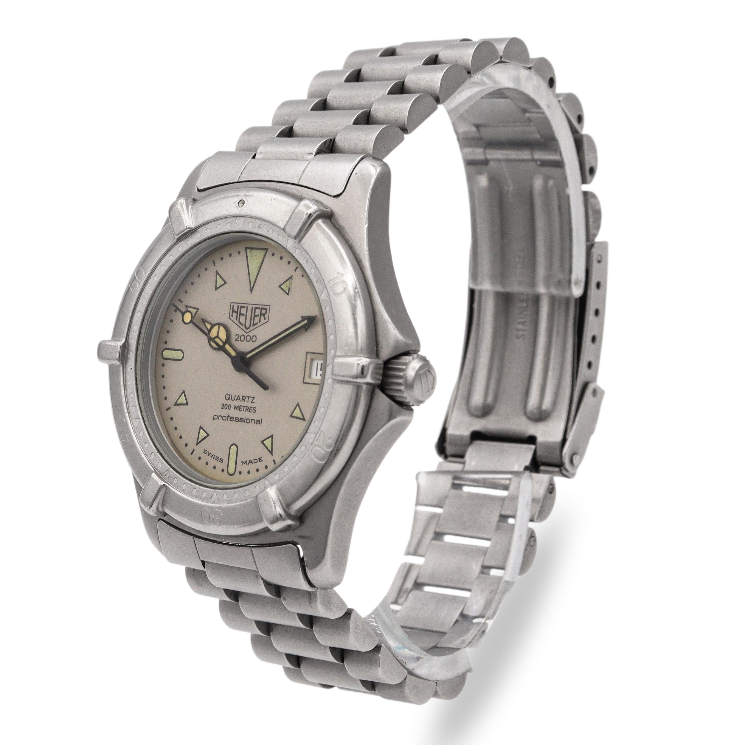 Vintage Heuer 2000 Series Professional Date Quartz Men's Watch Ref. 972.006