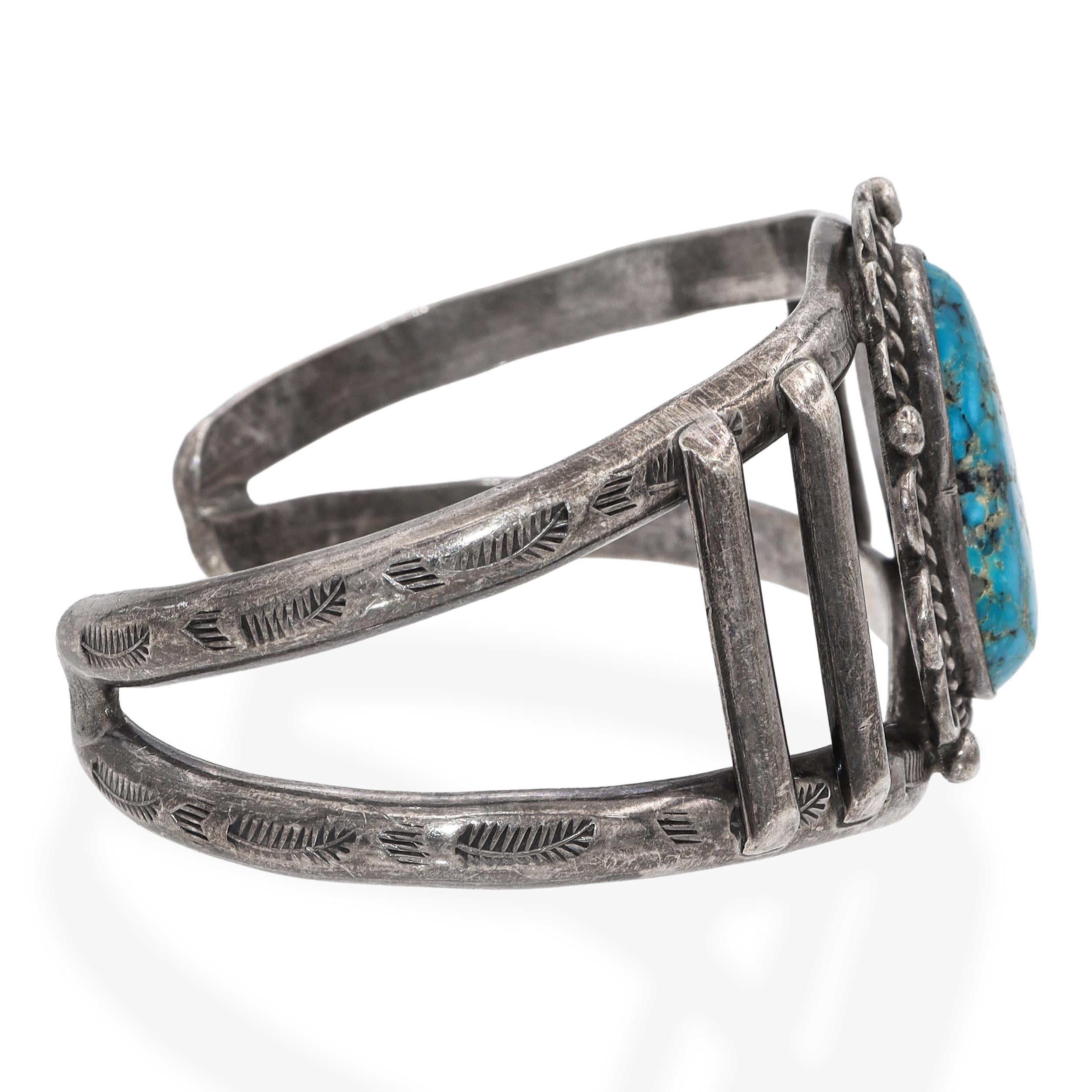 Vintage Navajo Sterling Silver Turquoise Single Stone Cuff Bracelet