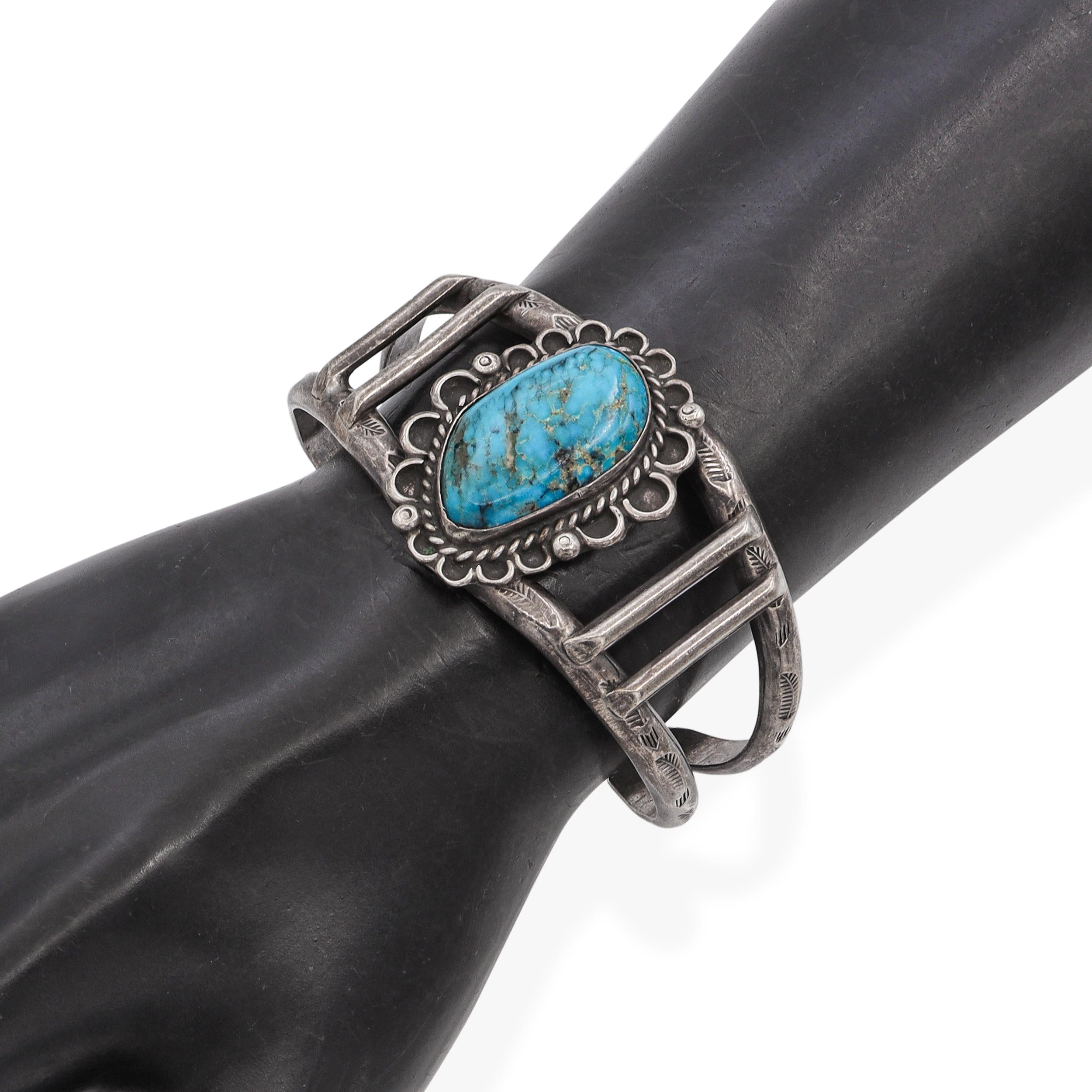 Vintage Navajo Sterling Silver Turquoise Single Stone Cuff Bracelet