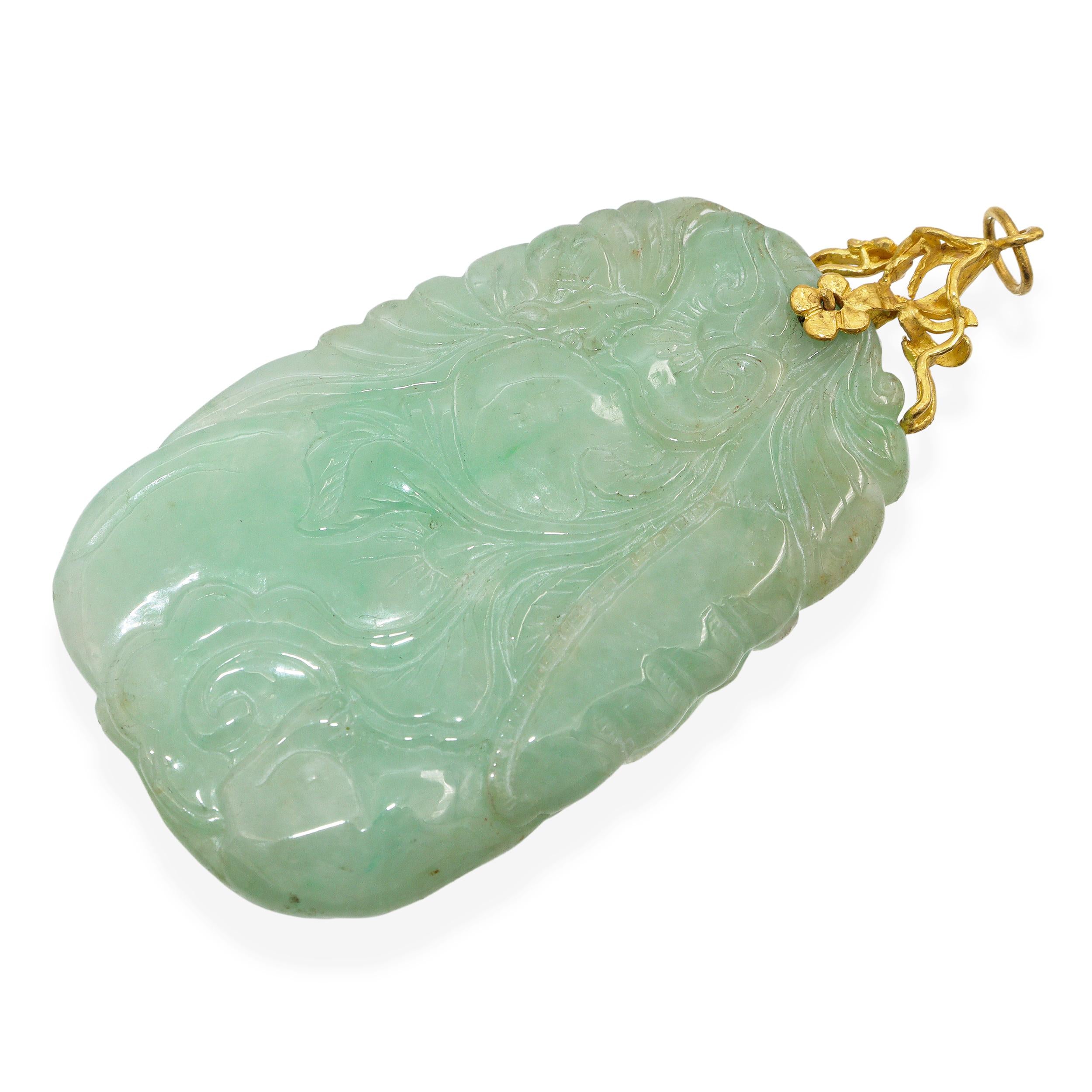Vintage 24k Yellow Gold Hand Carved Jade Pendant