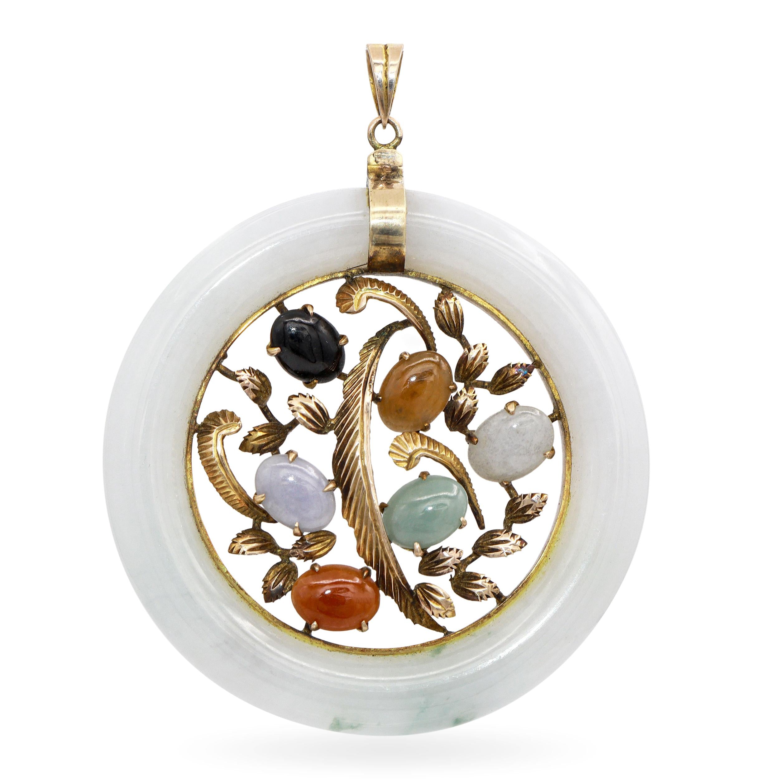 Vintage Yellow Gold Jade & Black Onyx Circular Pendant