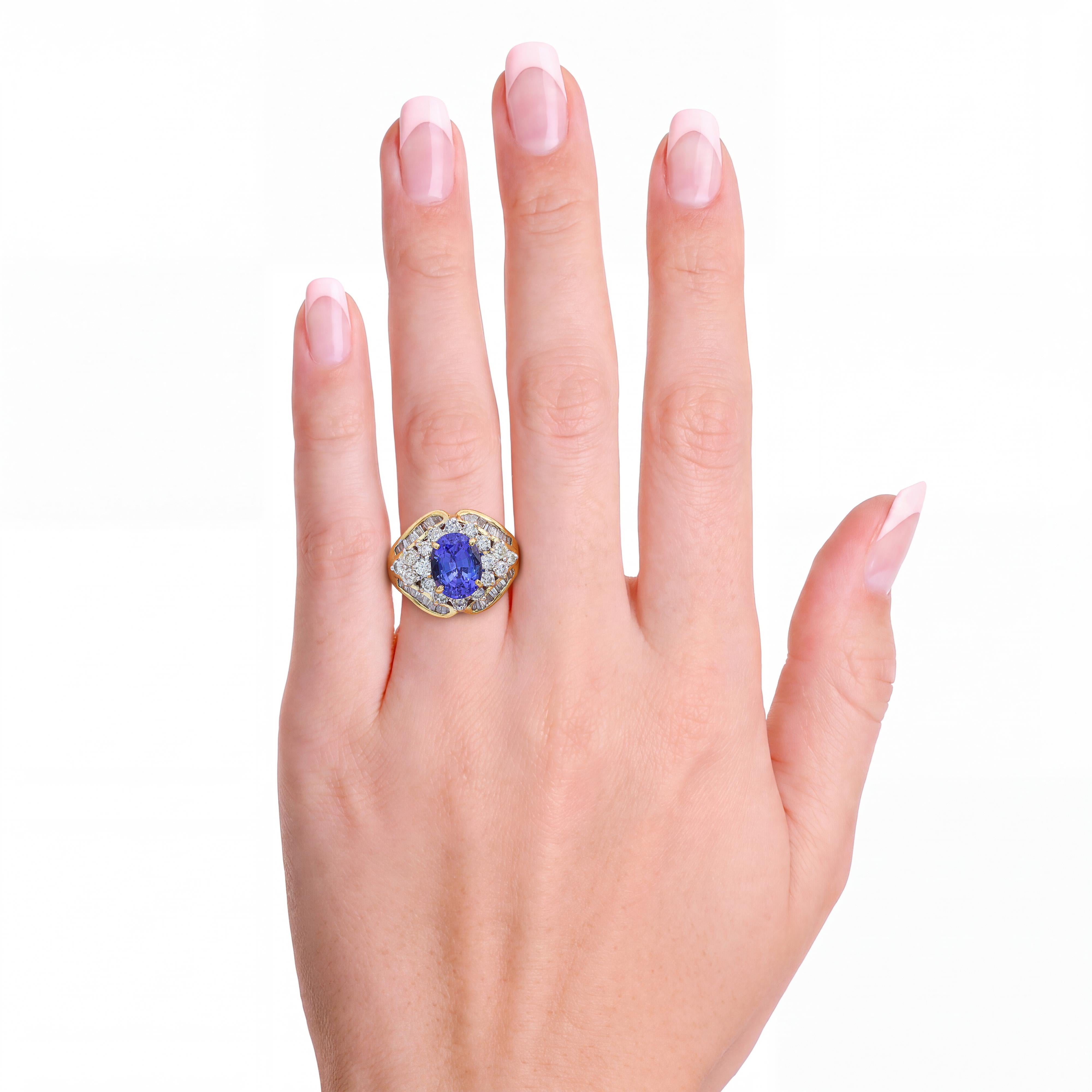 Vintage 17k Yellow Gold Tanzanite and Diamond Cluster Cocktail Ring