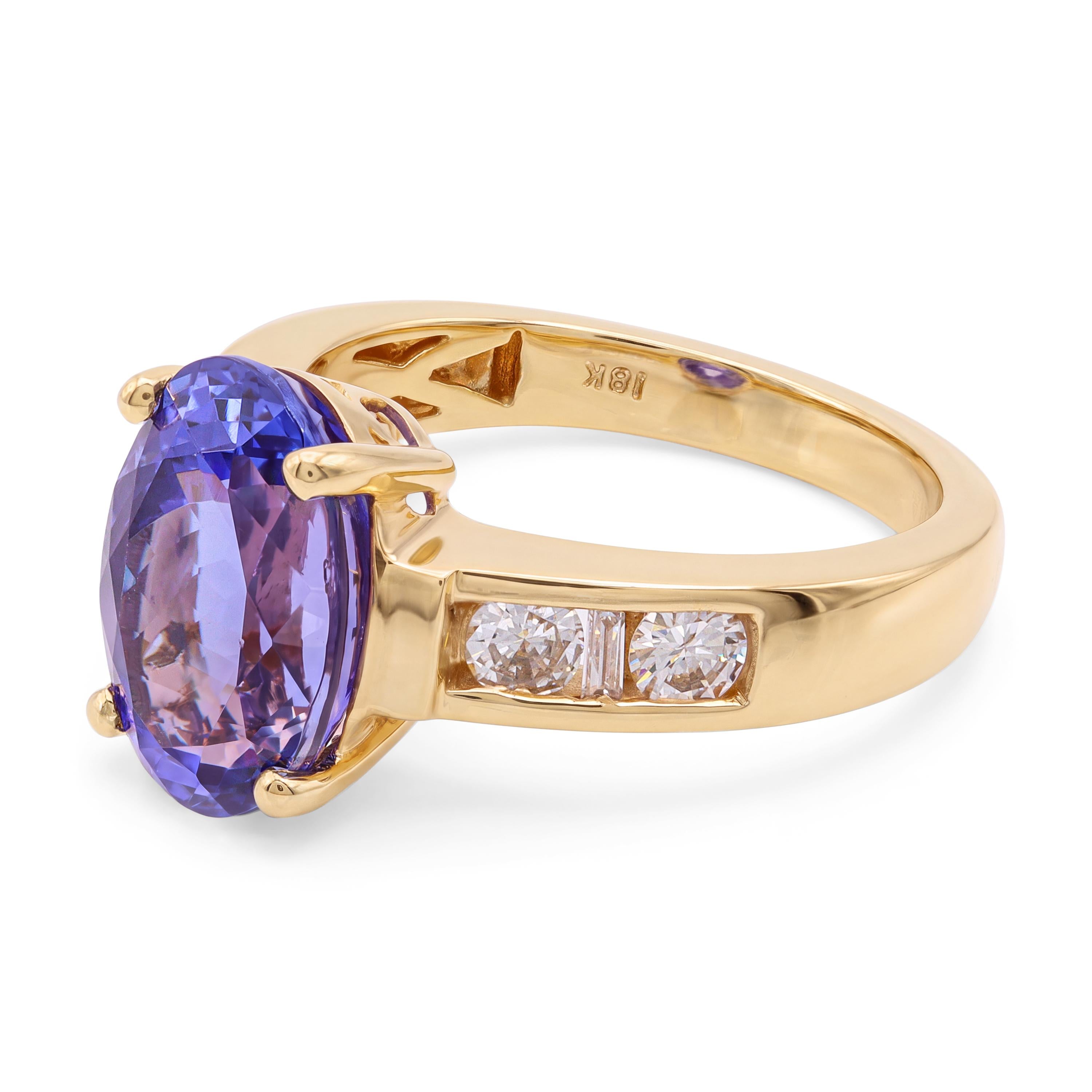 Vintage 18k Yellow Gold Tanzanite and Diamond Ring