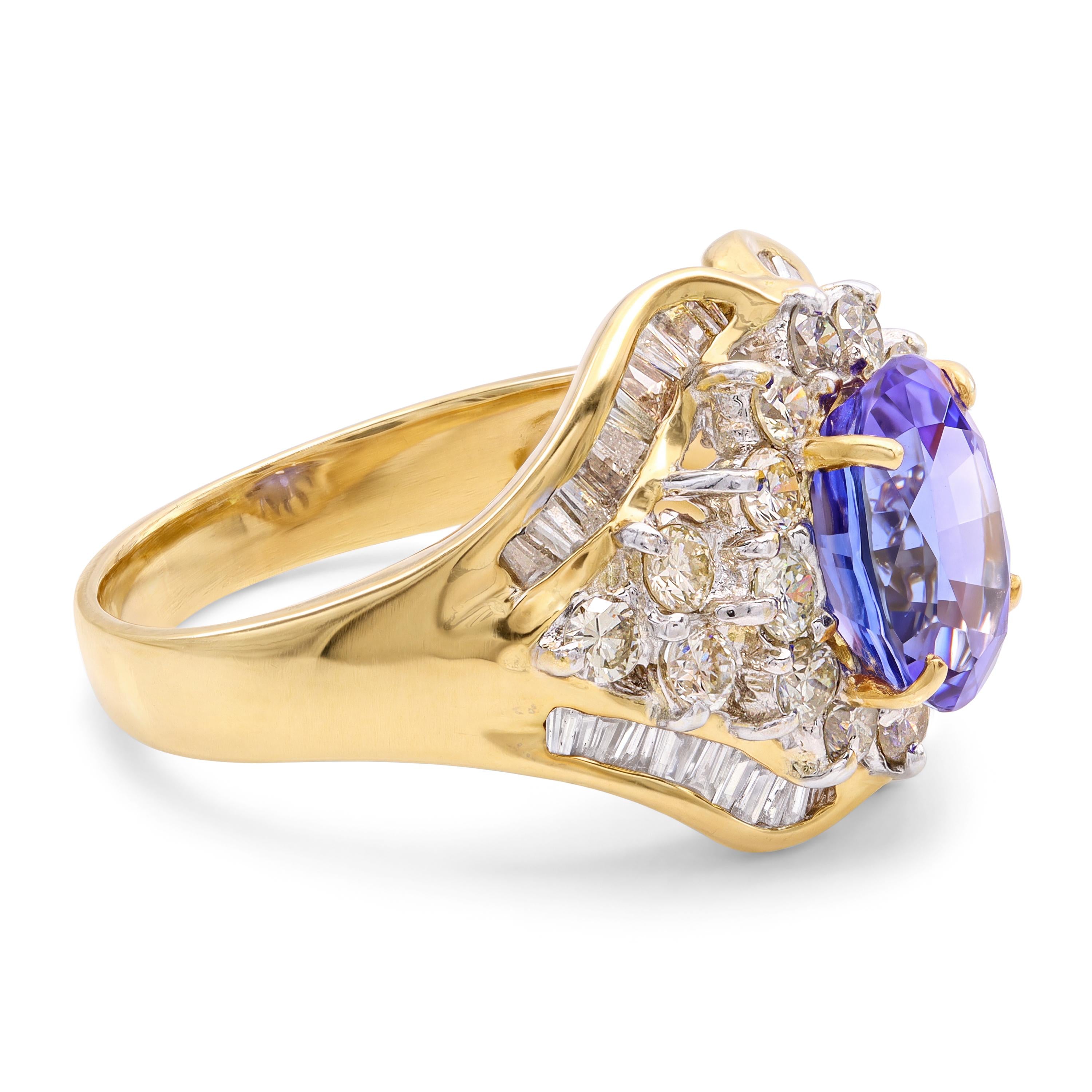 Vintage 17k Yellow Gold Tanzanite and Diamond Cluster Cocktail Ring