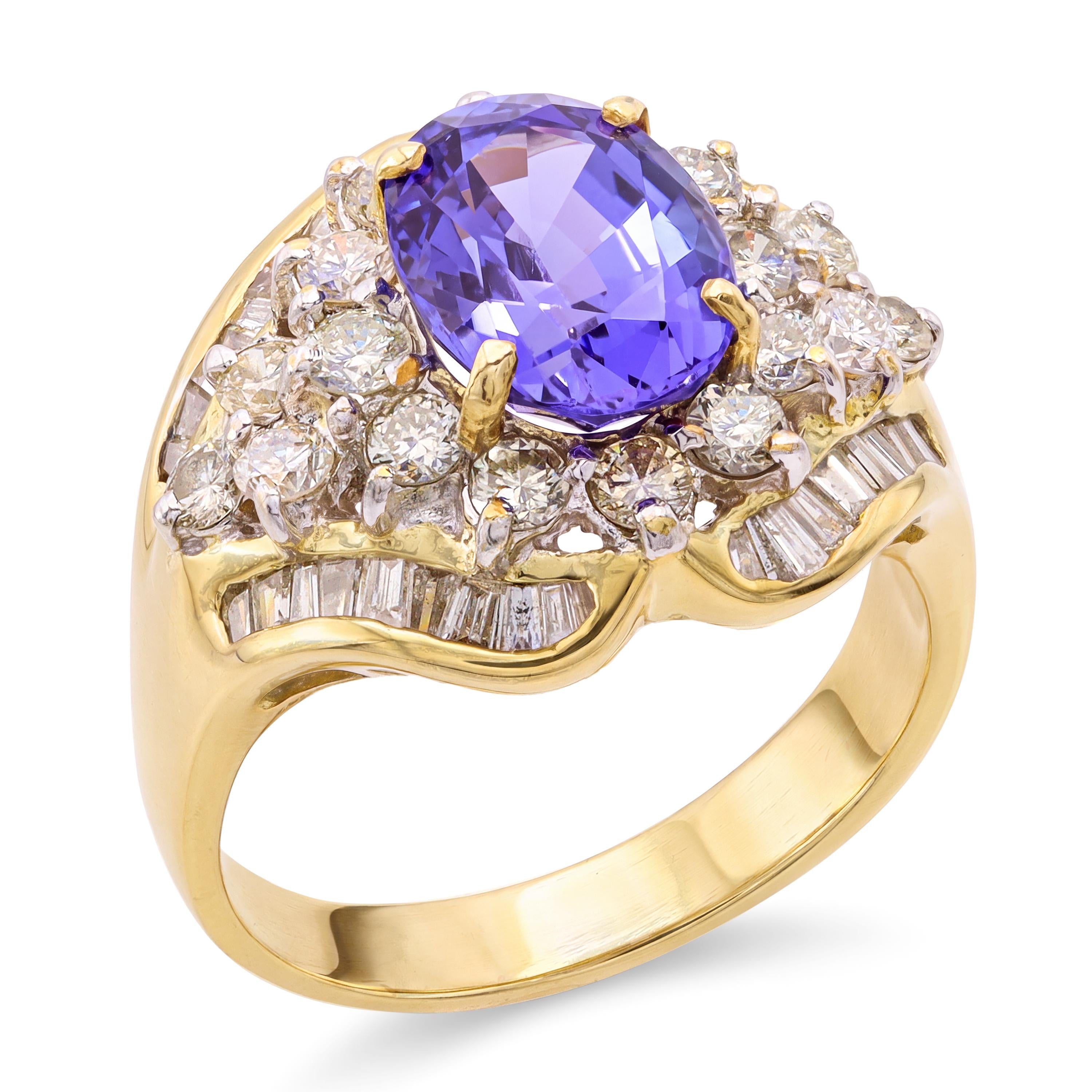 Vintage 17k Yellow Gold Tanzanite and Diamond Cluster Cocktail Ring