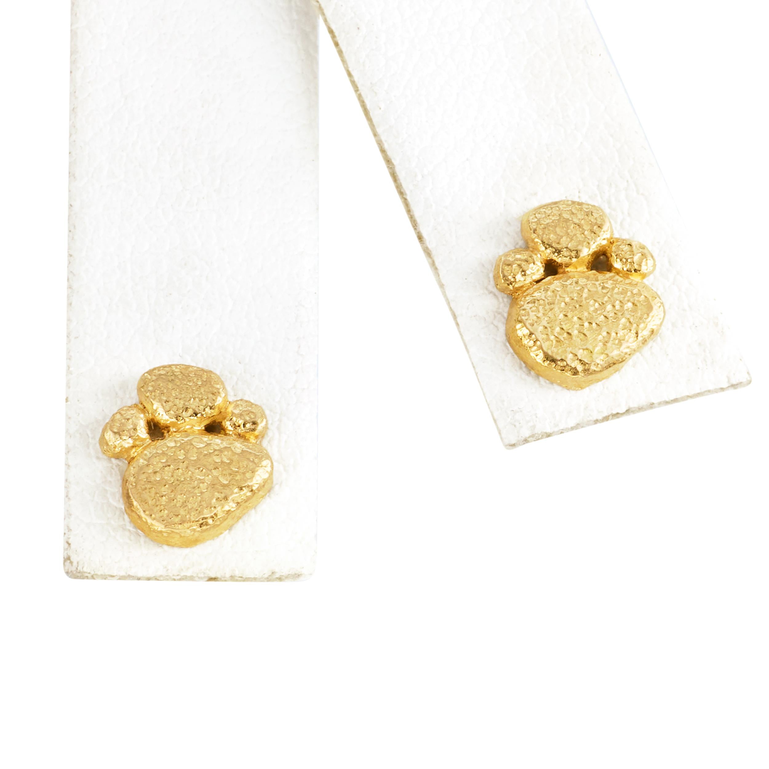 18k Yellow Gold Hammered Gold Pebble Stud Earrings