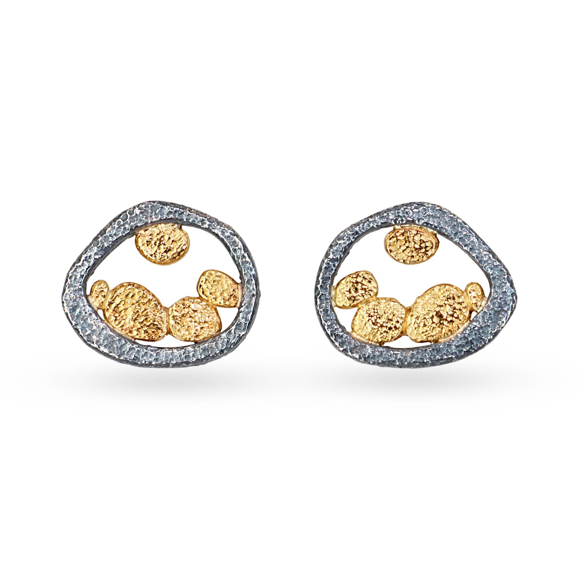 Vintage 18k Yellow Gold and Blackened Sterling Silver Pebble Stud Earrings