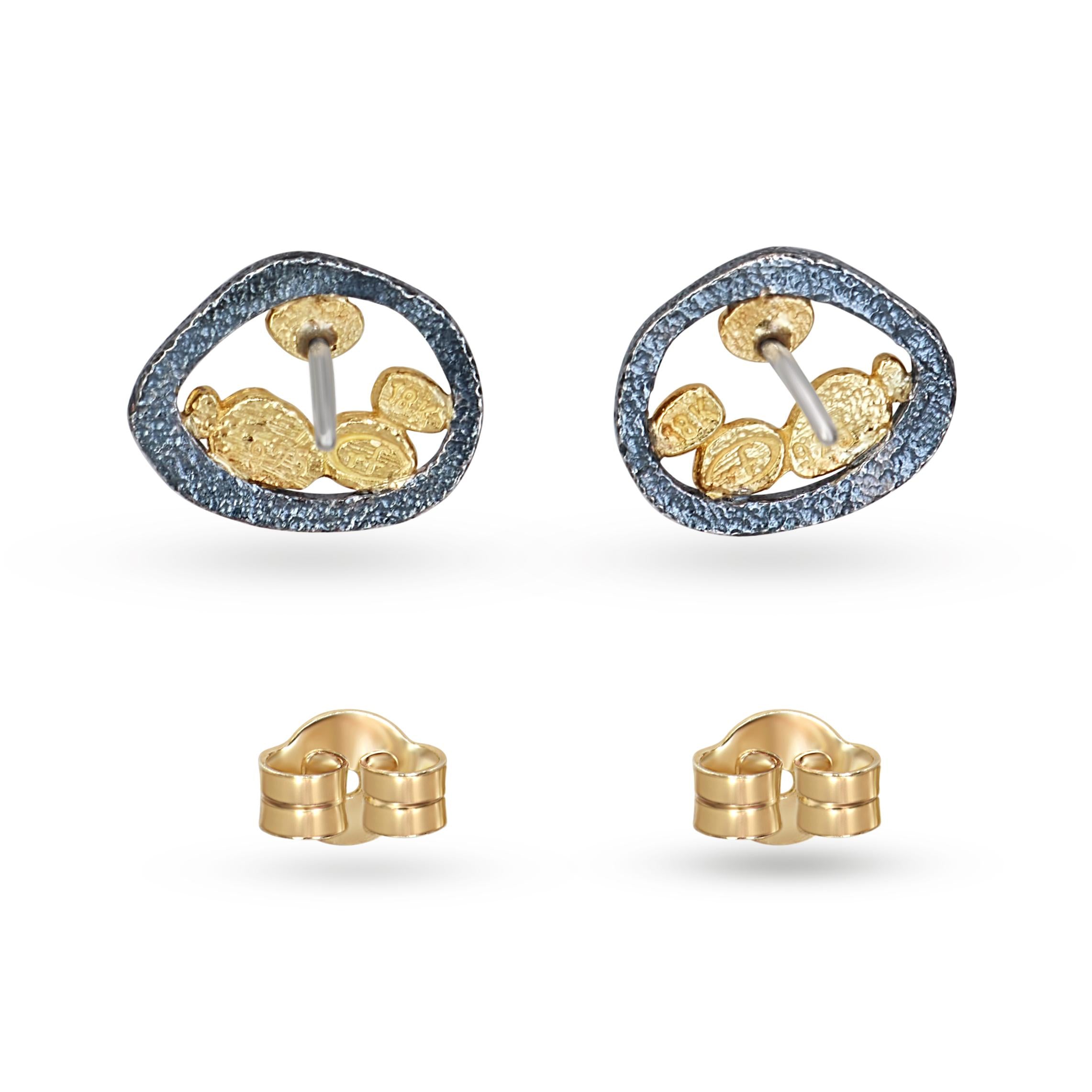 Vintage 18k Yellow Gold and Blackened Sterling Silver Pebble Stud Earrings