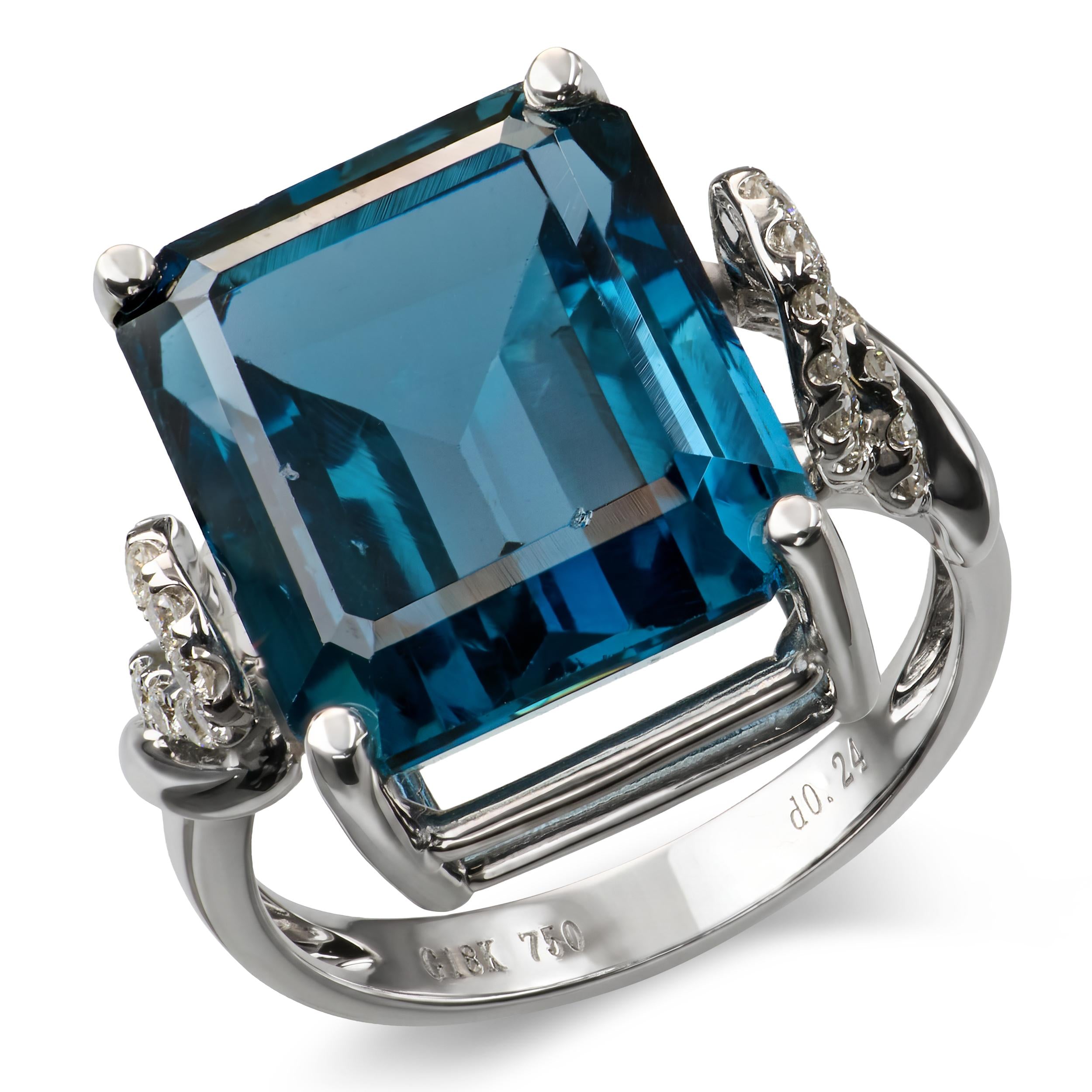 14k White Gold 14.20ct London Blue Topaz & Diamond Ring