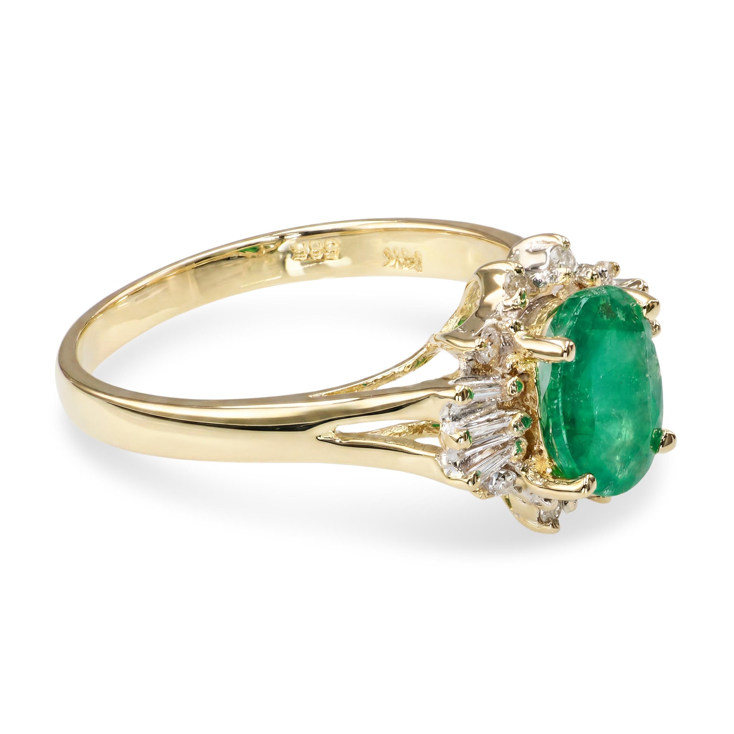 14k Yellow Gold 0.90tcw Emerald and Diamond Ring
