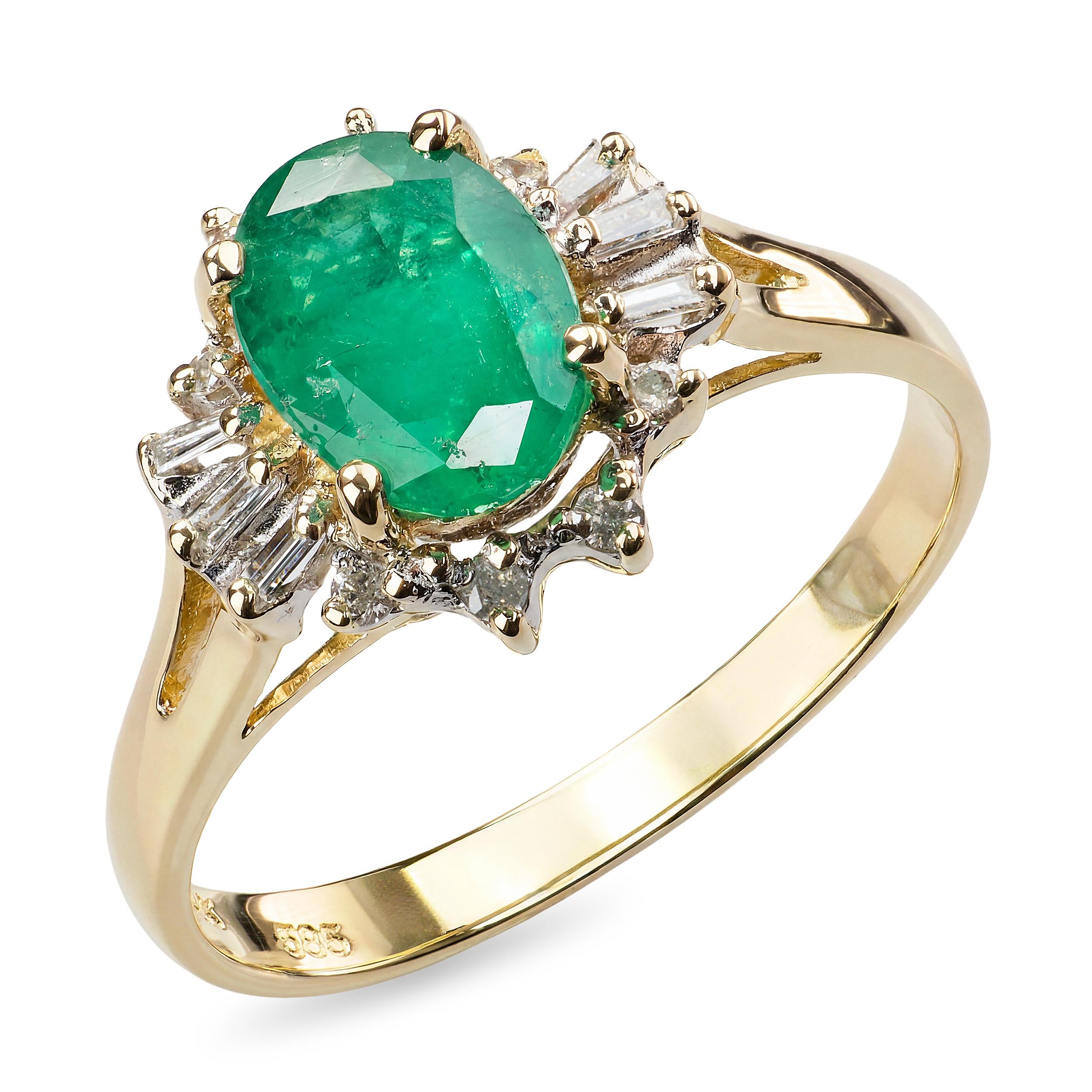 14k Yellow Gold 0.90tcw Emerald and Diamond Ring