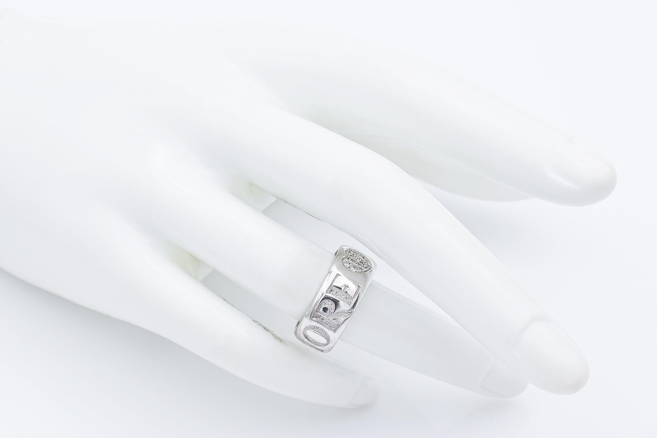 Pasquale Bruni 18k White Gold Diamond Amore Heart Band Ring