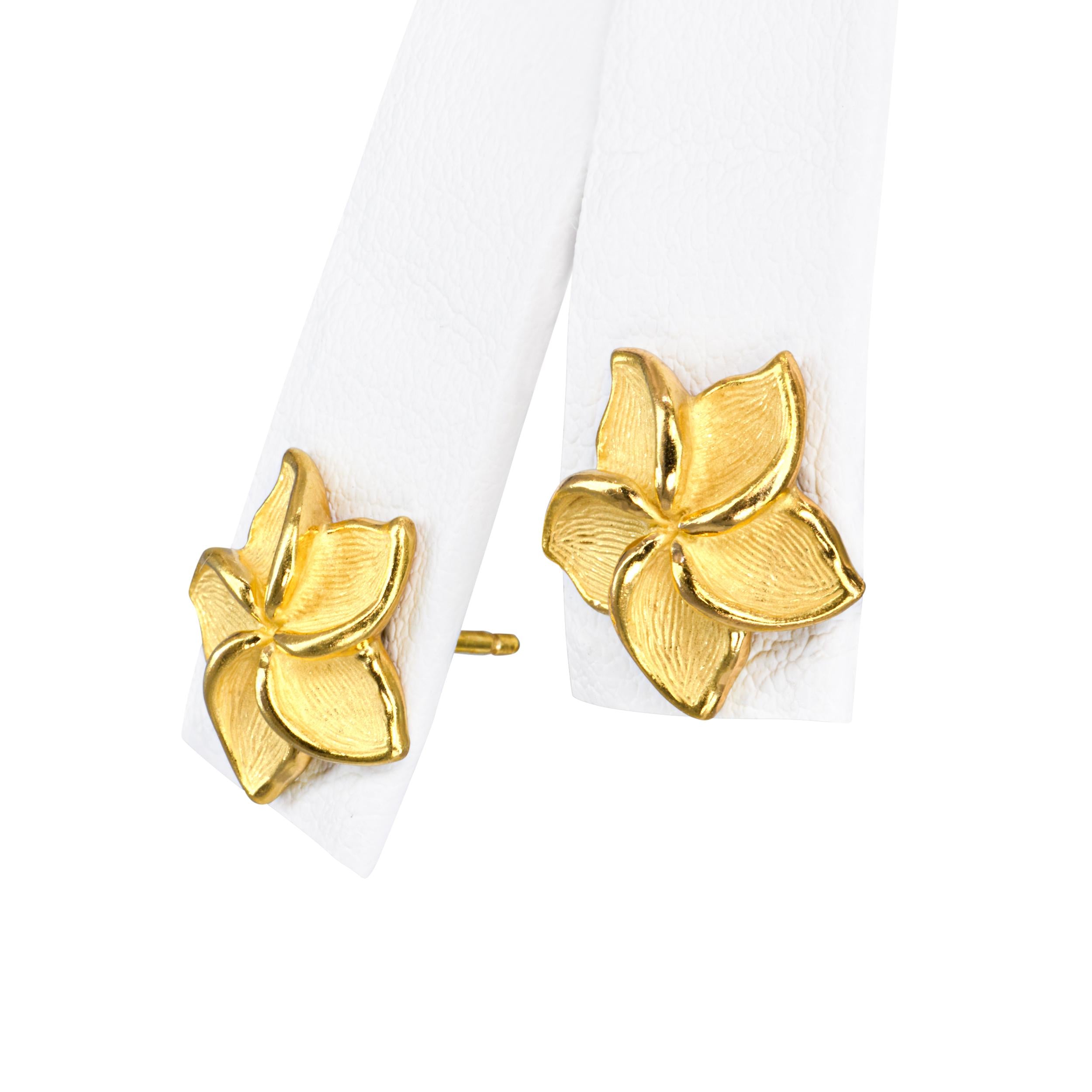 Vintage Tiffany & Co. 18k Yellow Gold Plumeria Earrings