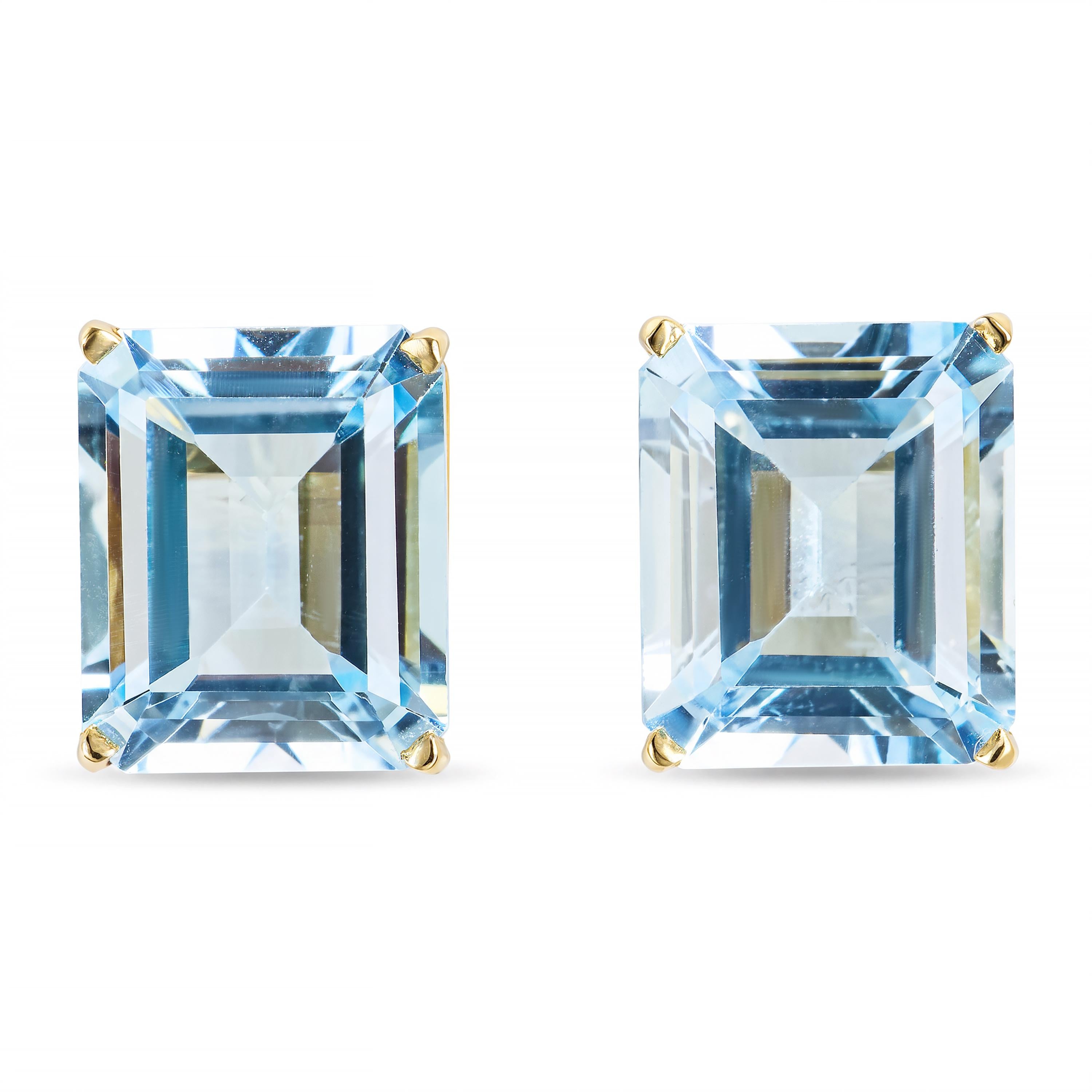 Vintage 14k Yellow Gold 15.7ctw Blue Topaz Stud Earrings