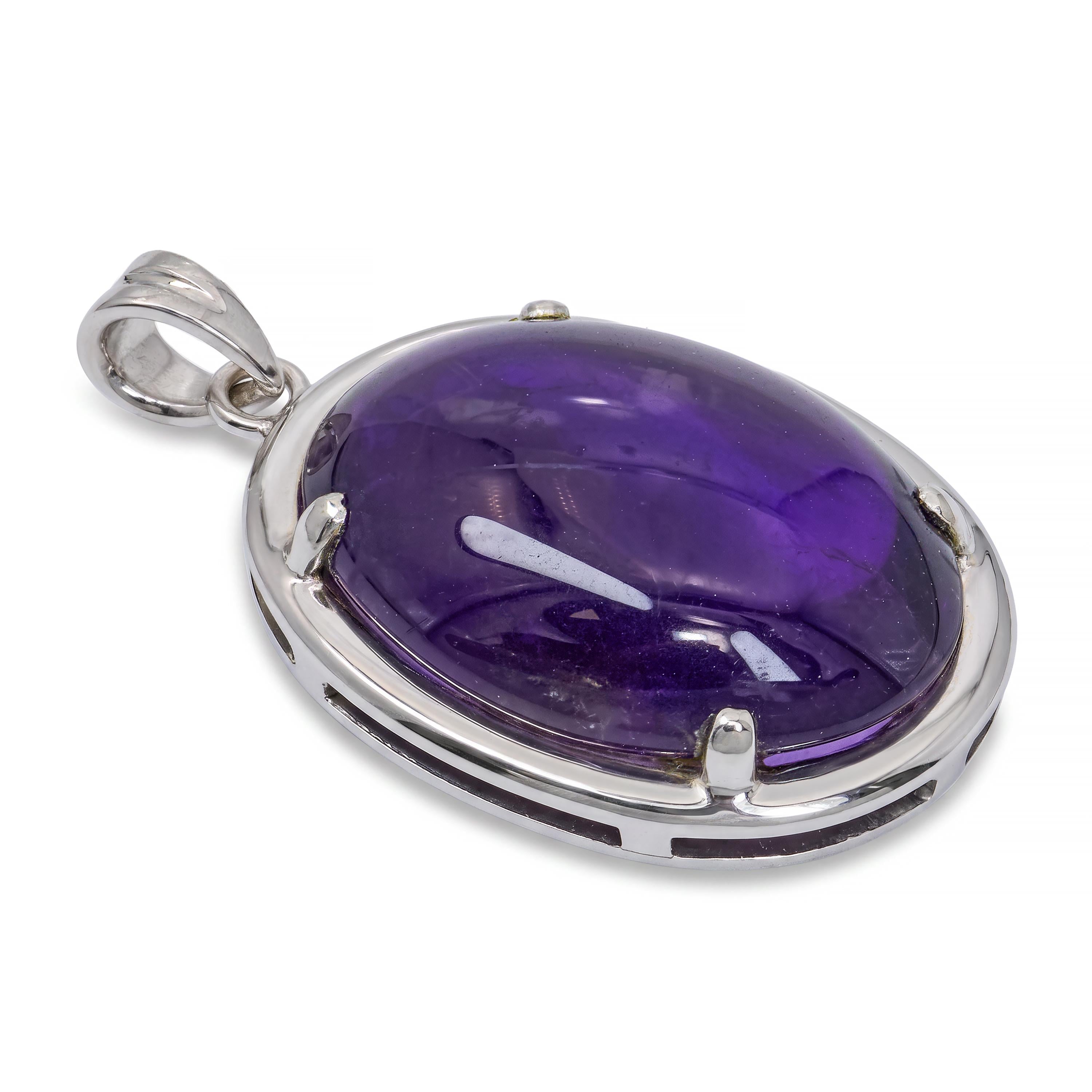 Vintage 16k White Gold Amethyst Cabochon Pendant