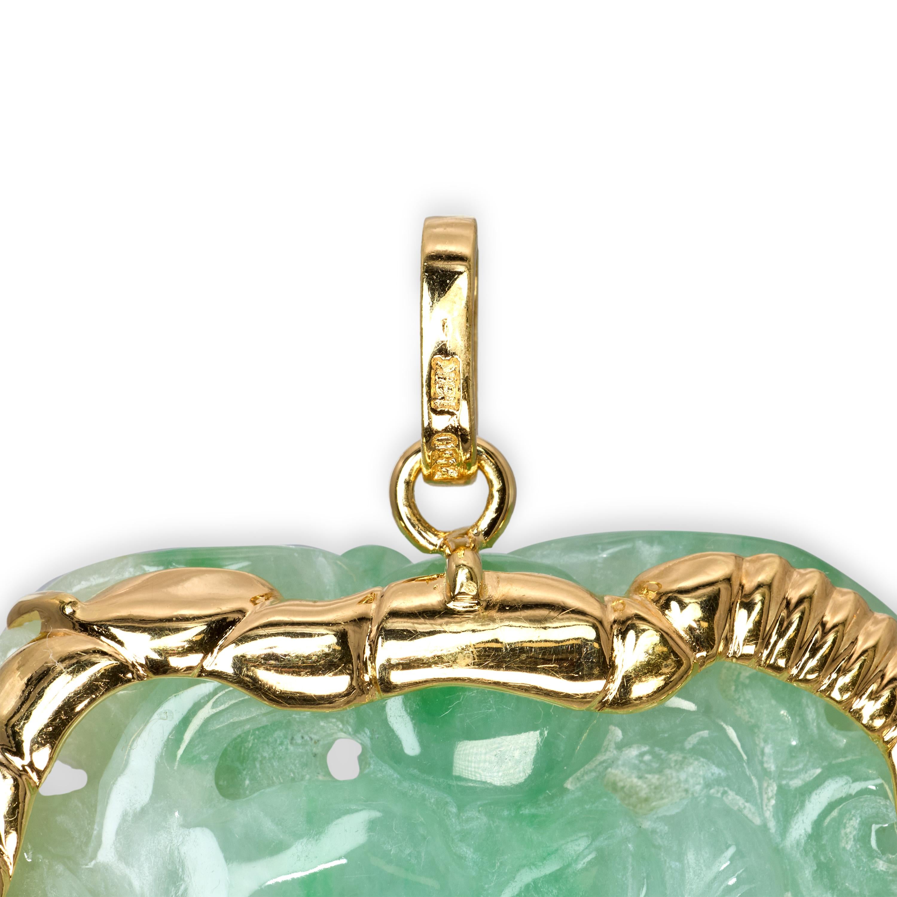 Vintage 18k Yellow Gold Jadeite Carved Dragon Pendant