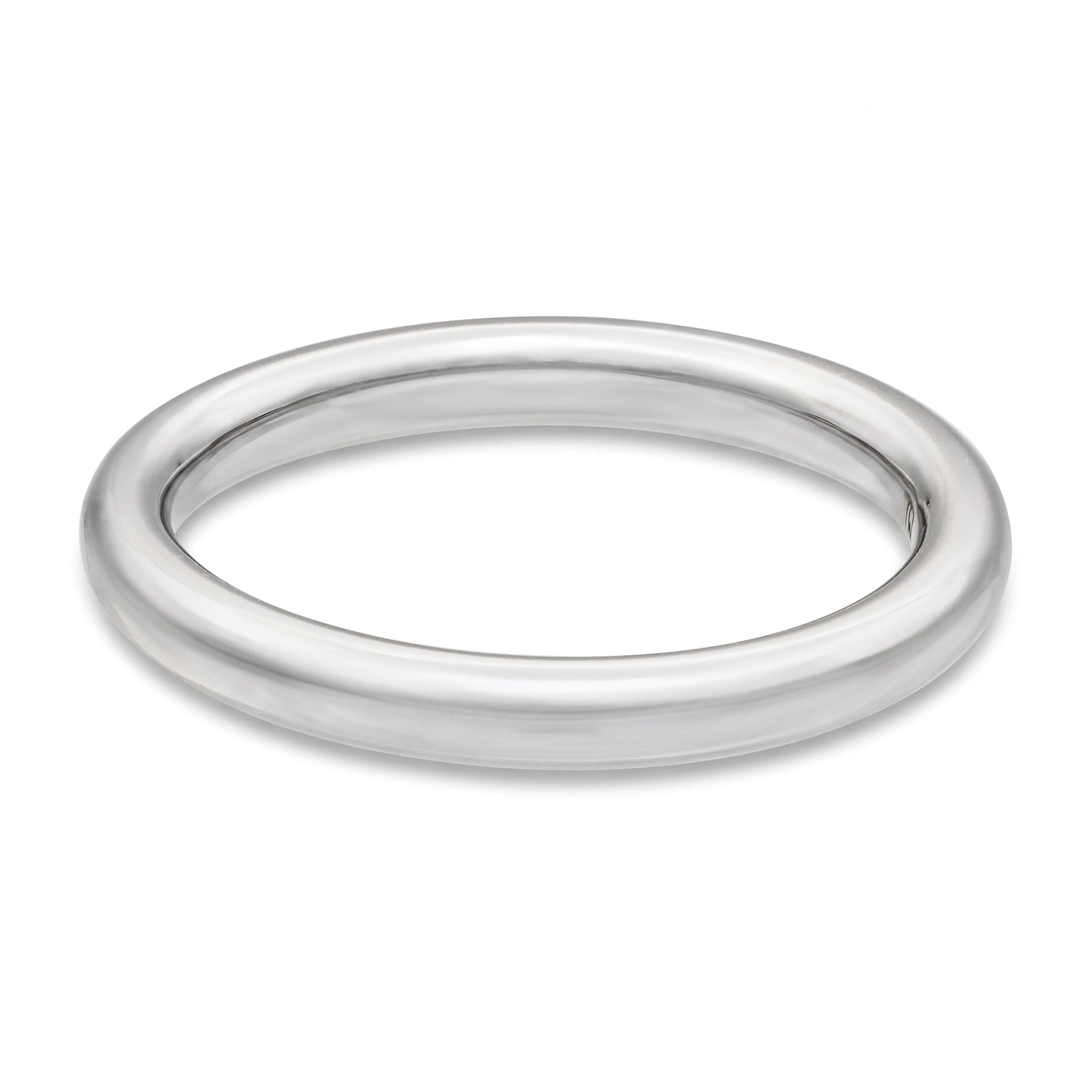 Round Platinum Band Ring