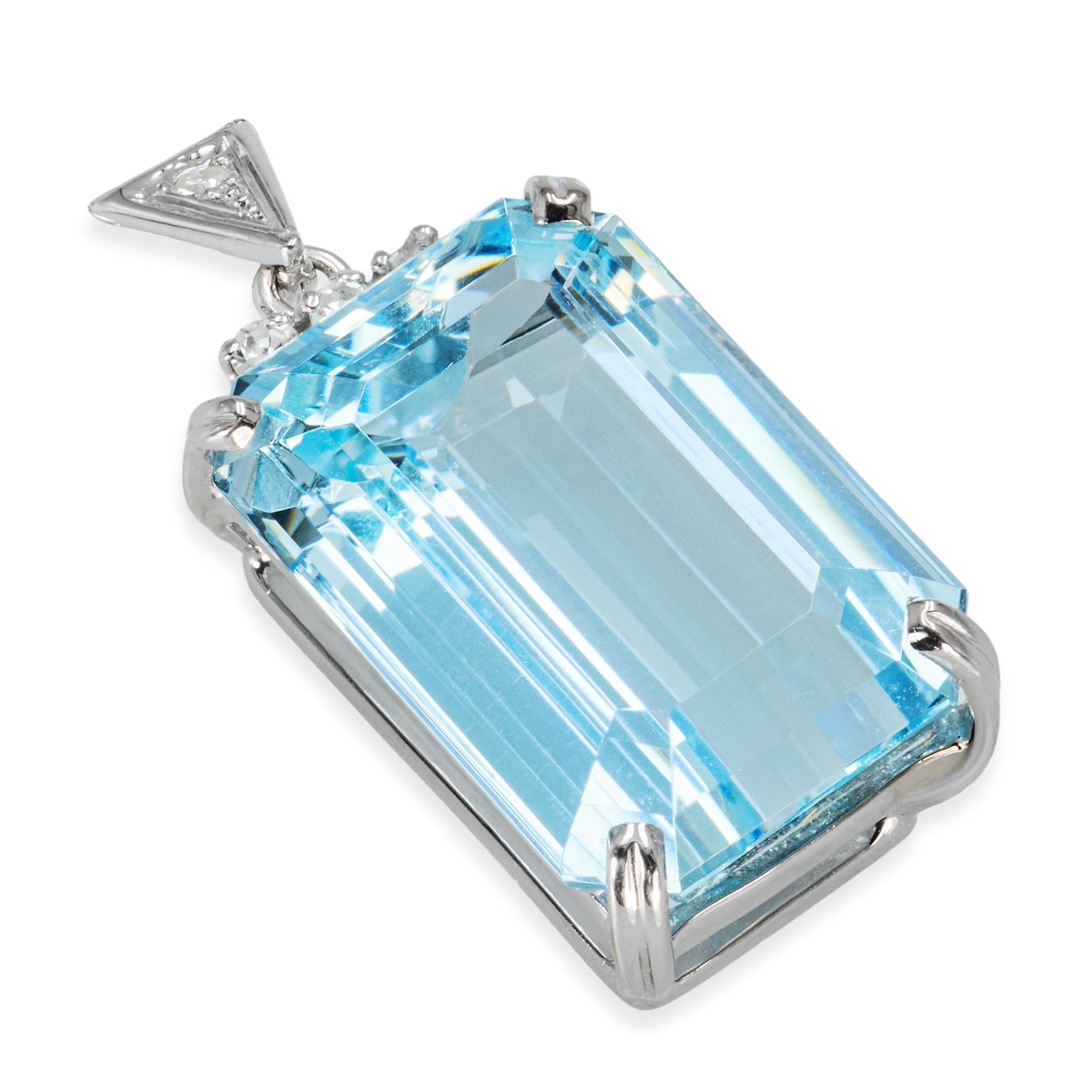 Vintage 17k White Gold 31.2ct Aquamarine and Diamond Necklace