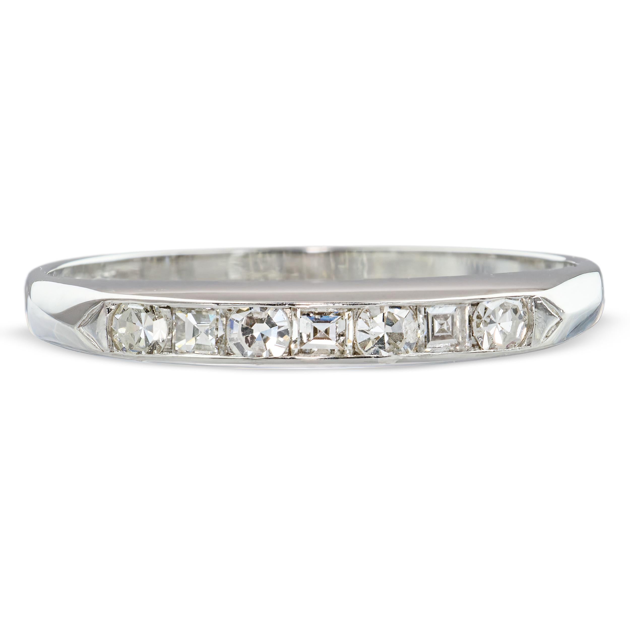 Vintage Platinum Single Cut and Carré Cut Alternating Diamond Band Ring