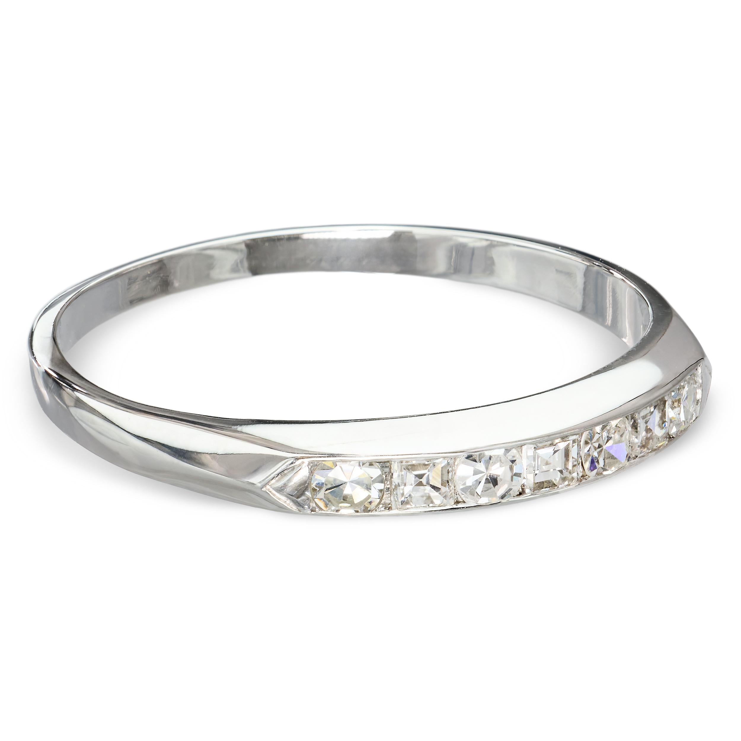 Vintage Platinum Single Cut and Carré Cut Alternating Diamond Band Ring