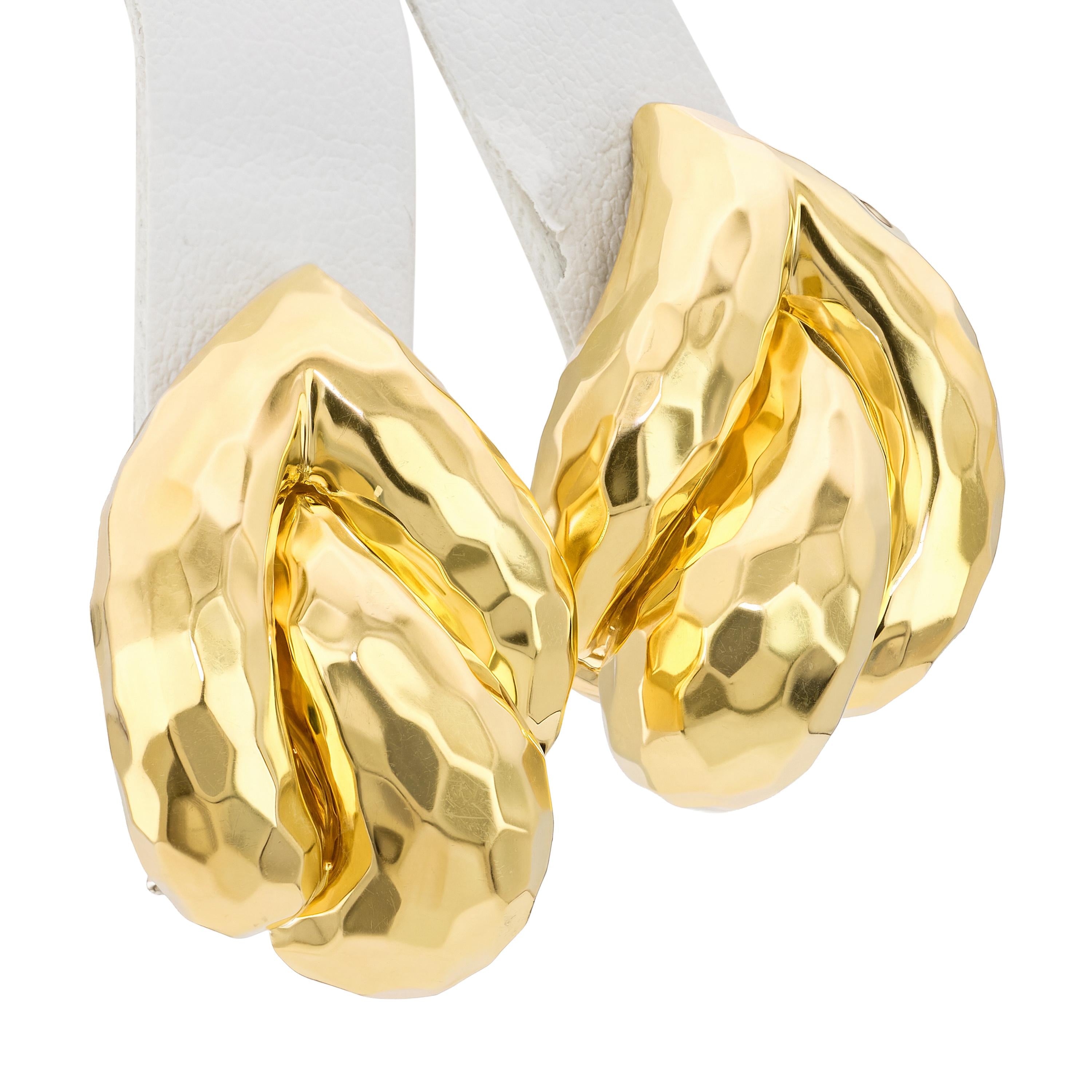 Henry Dunay 18k Yellow Gold Hammered Swirl Earrings