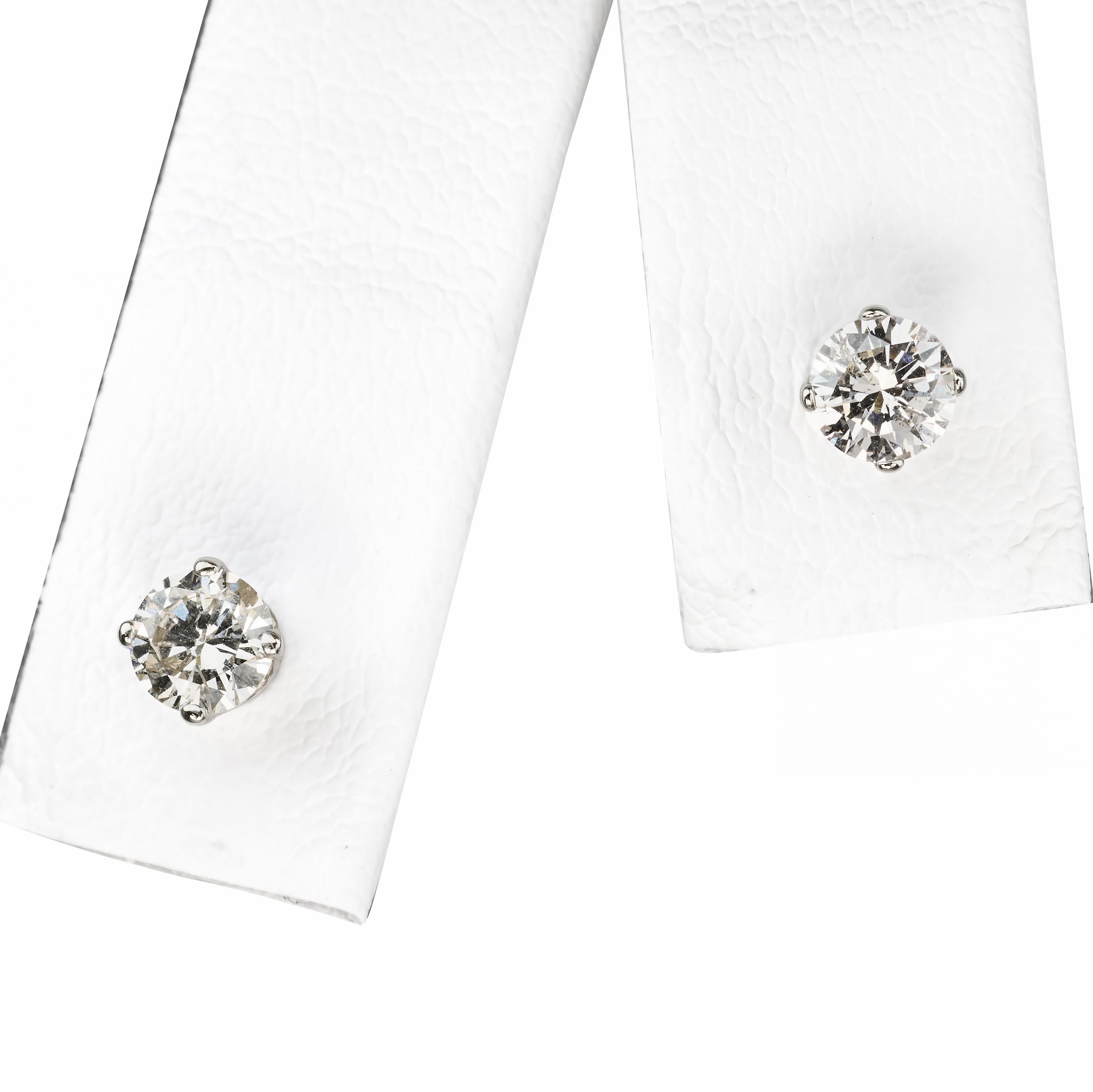 14k White Gold .66ctw Diamond Stud Earrings