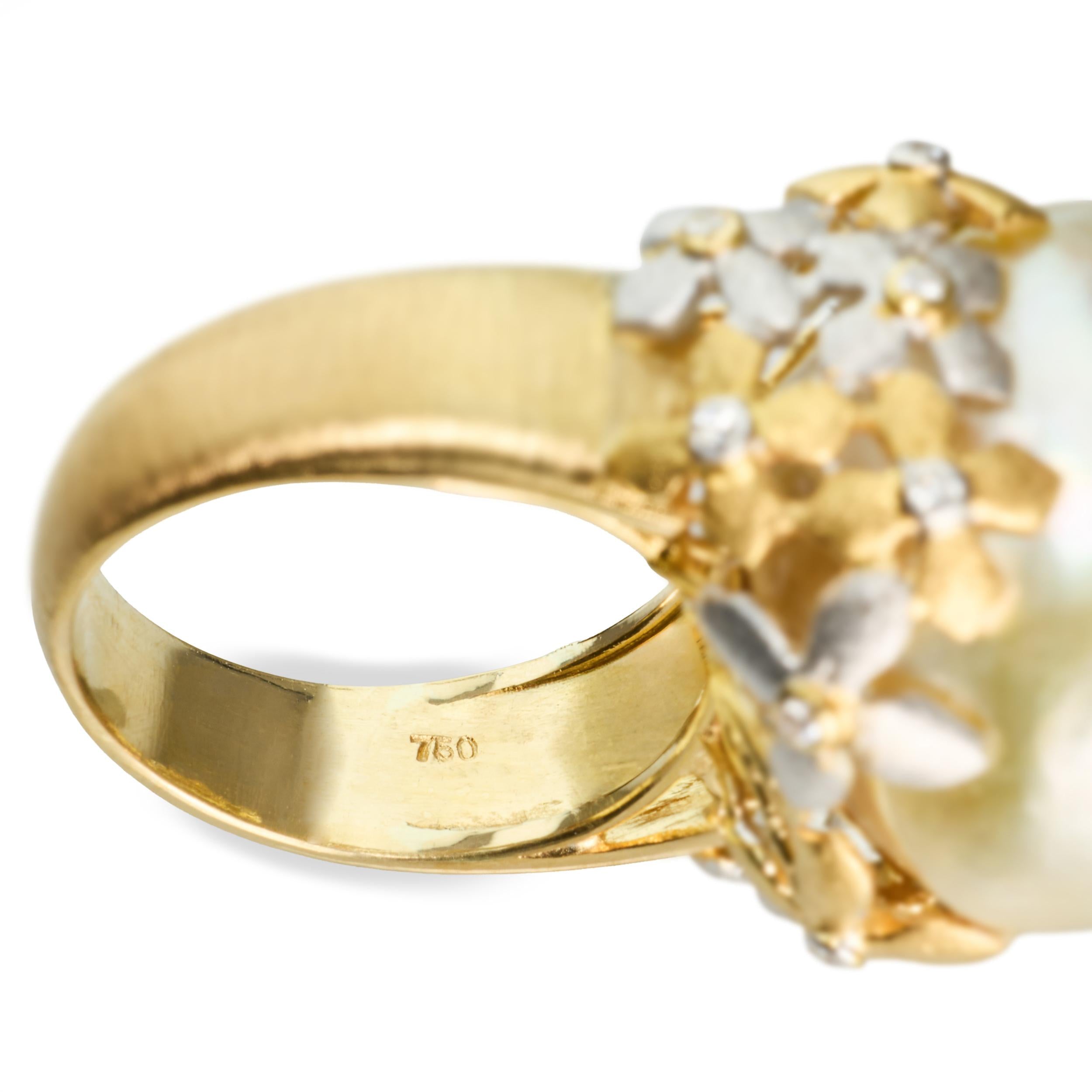Vintage 18k Two Tone Gold Baroque South Sea Pearl & Diamond Floral Ring