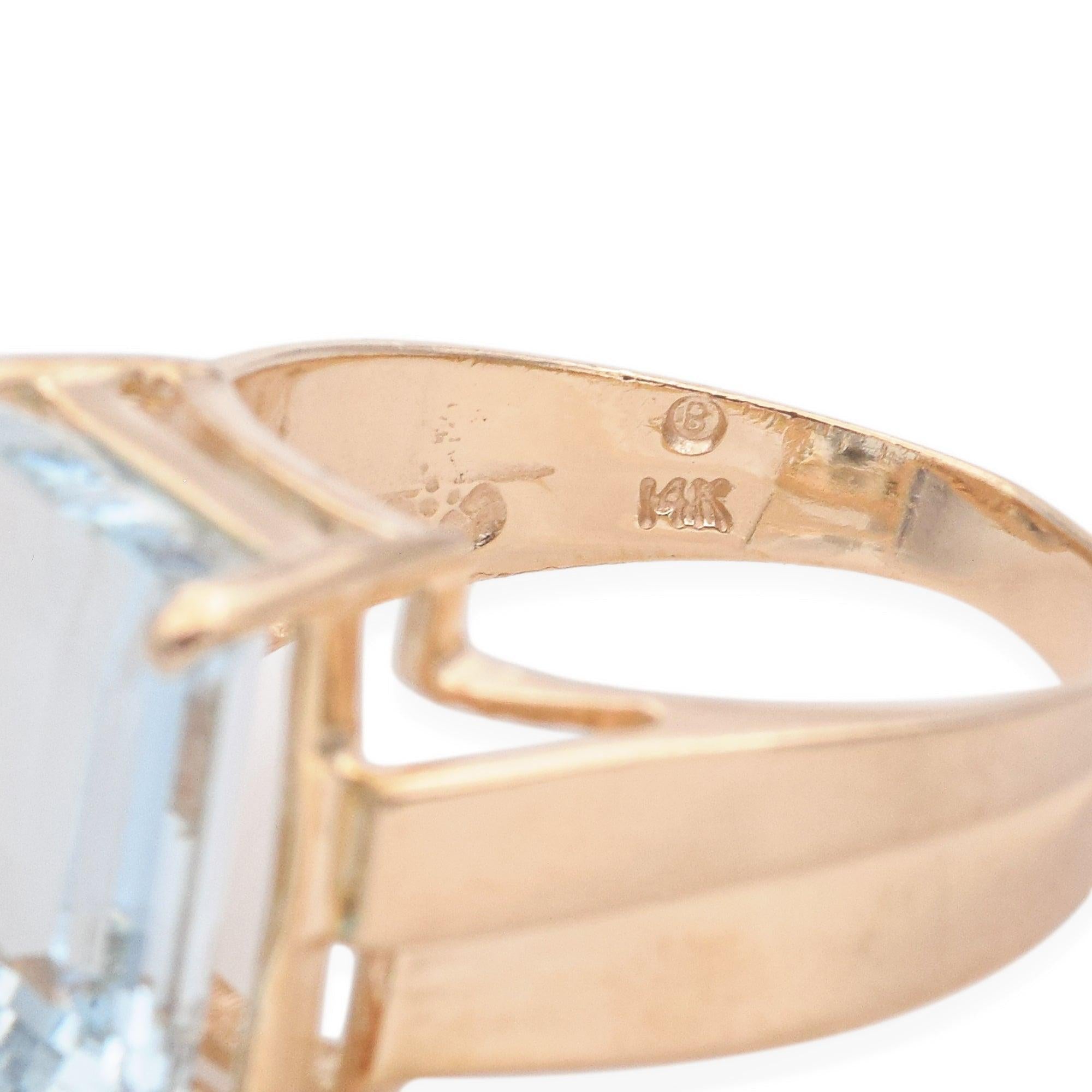 Vintage 14K Yellow Gold 4.77ct Emerald Cut Aquamarine Cocktail Ring