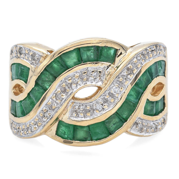 Vintage 14K Yellow Gold Emerald & Diamond Band Ring Size 5.75