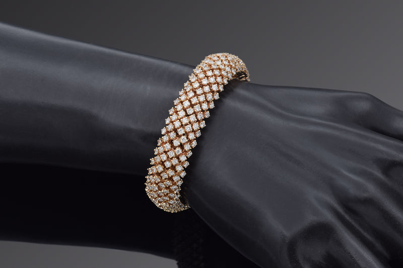Vintage 14K Yellow Gold 9.45 TCW Diamond Tennis Bracelet 13.7 mm