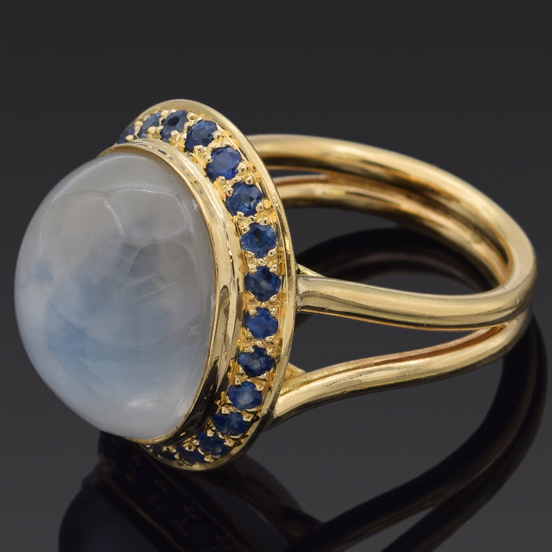 Vintage 18K Yellow Gold 18.60 Ct Moonstone & Sapphire Cocktail Ring Size 5.5