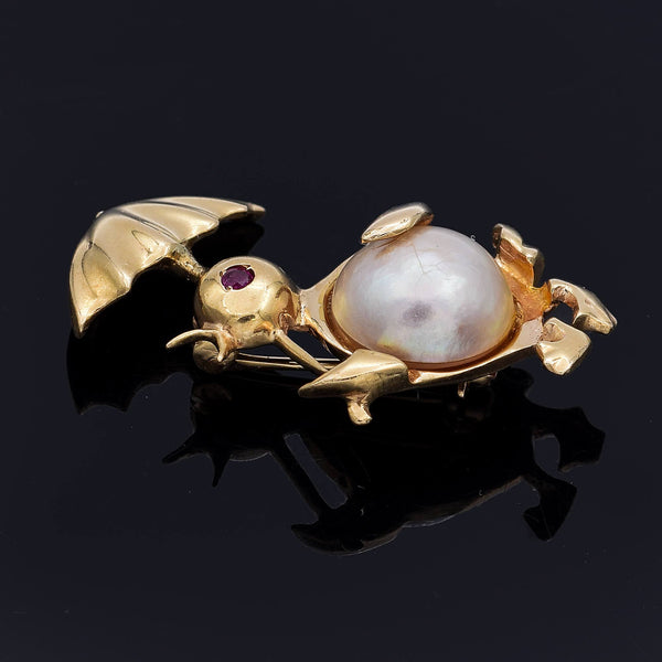 Vintage 14K Yellow Gold Mabe Pearl & Ruby Penguin with Umbrella Brooch Pin