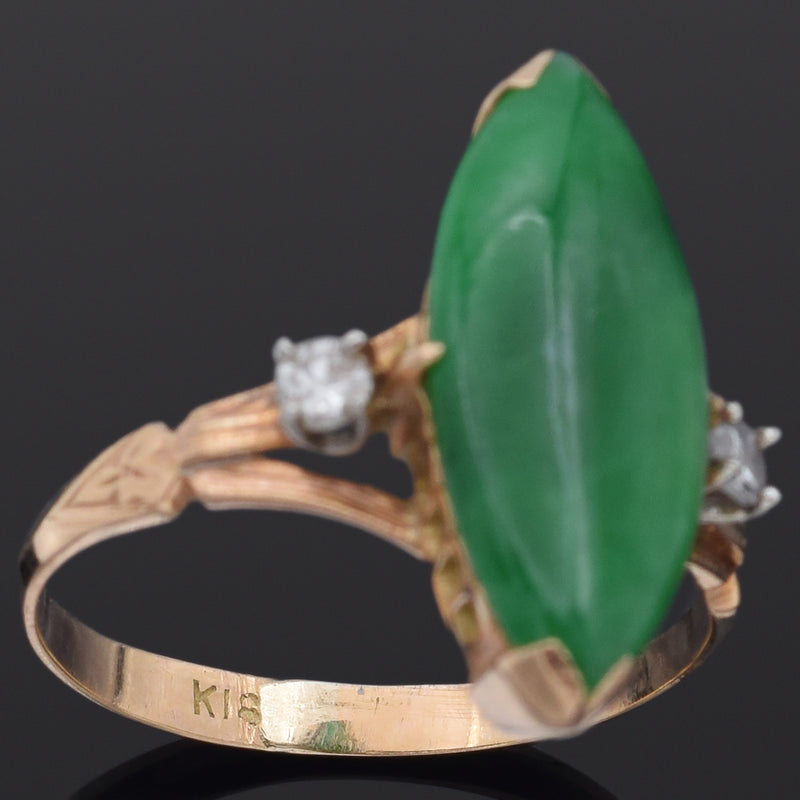 Vintage 18K Yellow Gold Green Jade & Diamond Marquise Cocktail Ring Size 5