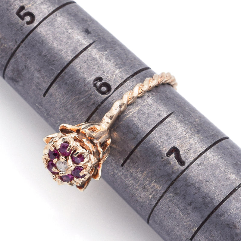 Vintage 11K Yellow Gold Ruby & Diamond Floral Twist Cable Band Ring Size 6.25