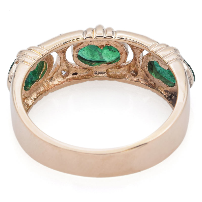 Vintage 14K Yellow Gold 0.32 TCW Emerald & Diamond Band Ring Size 6