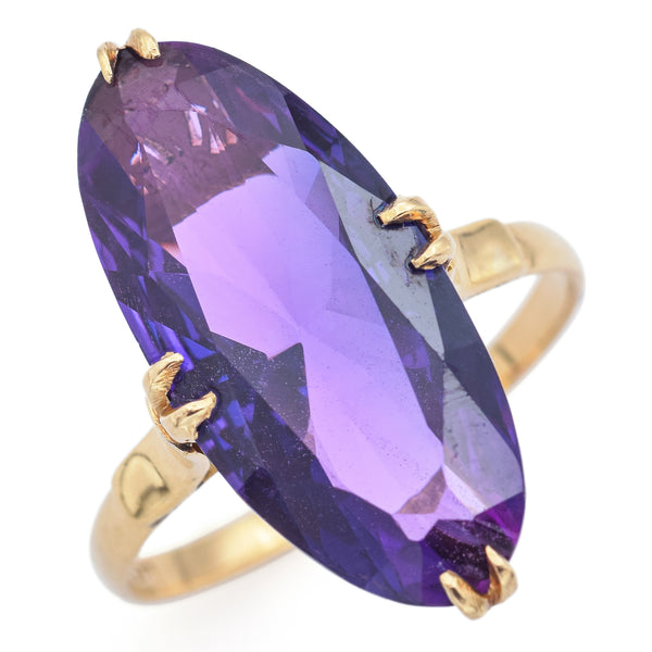 Vintage 18K Yellow Gold Lab Purple Sapphire Oval Cocktail Ring Size 6.5