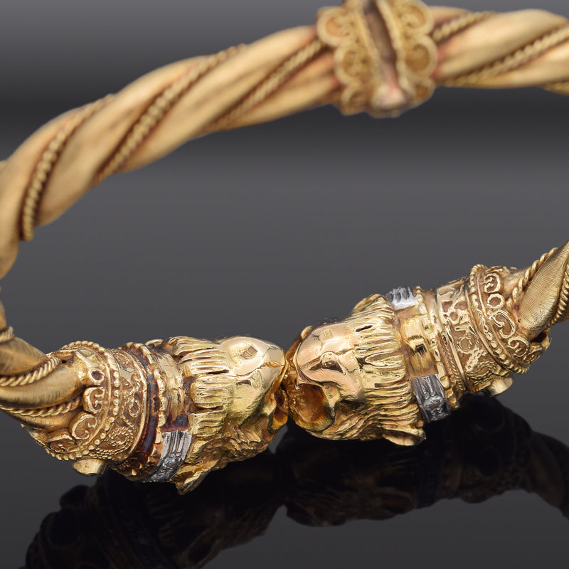 Vintage 18K Yellow Gold 0.51 TCW Diamond & Sapphire Lion Bangle Bracelet