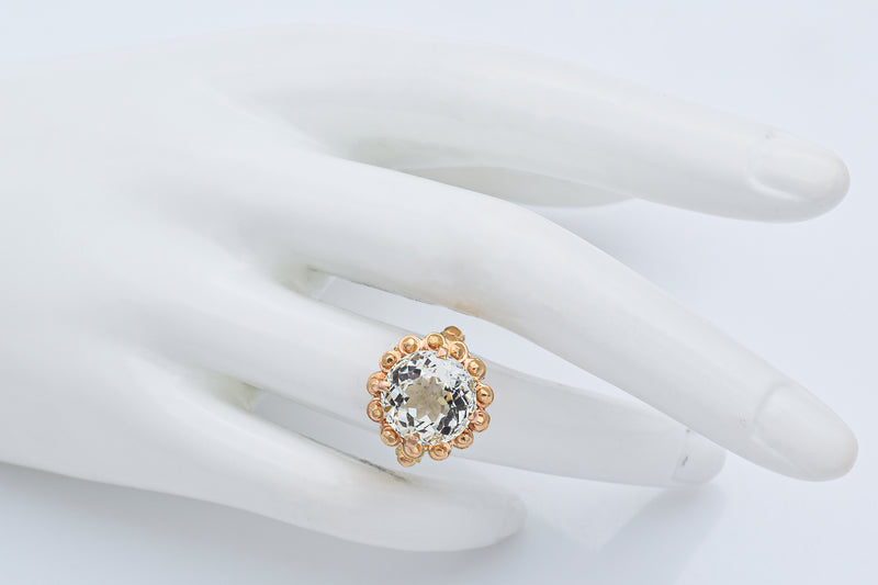 Vintage 18K Yellow Gold 5.61 Ct Aquamarine Round Cocktail Ring Size 5.5