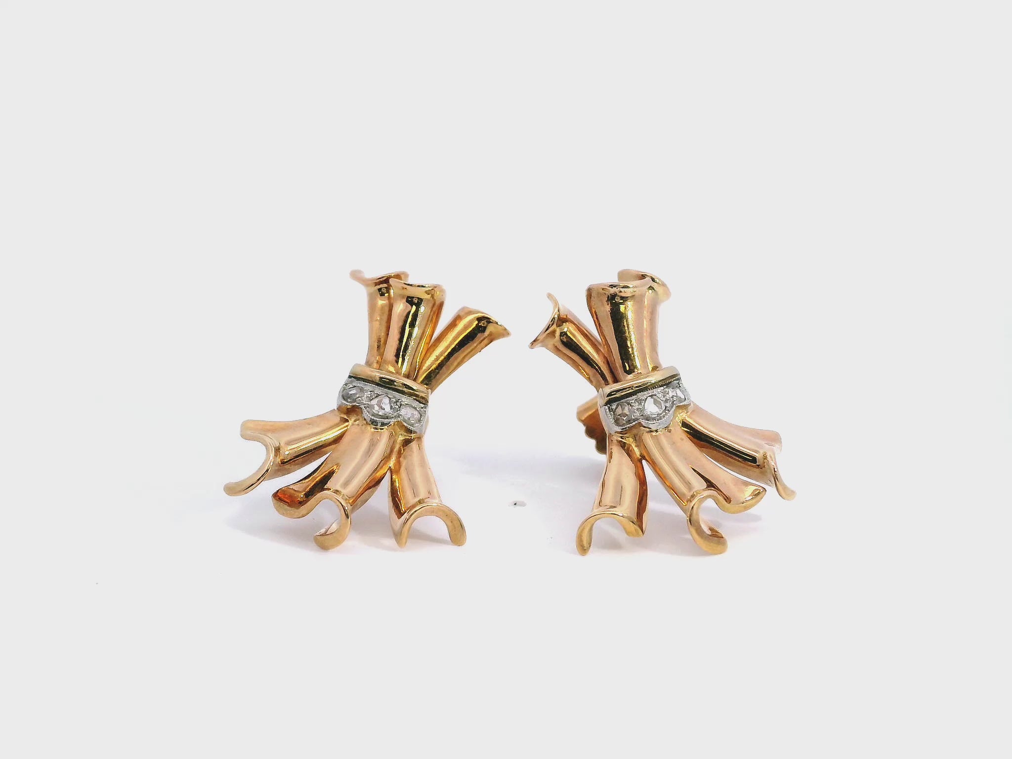 Vintage Retro 15k Yellow Gold Ribbon With Rose Cut Diamonds Earrings