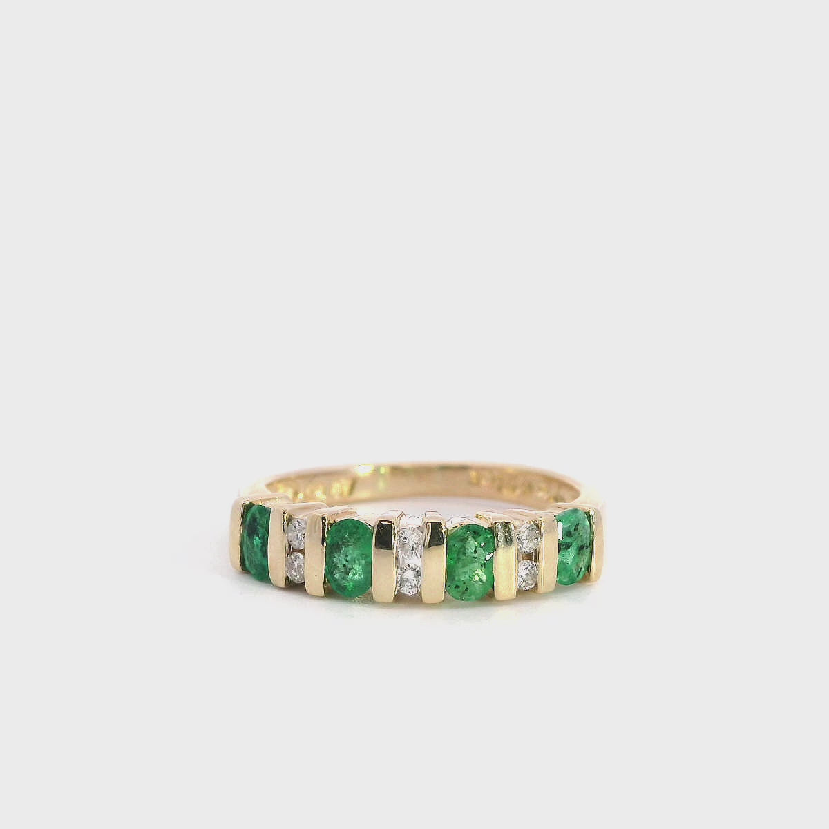 Vintage 10k Yellow Gold Alternating Emerald and Diamond Band Ring