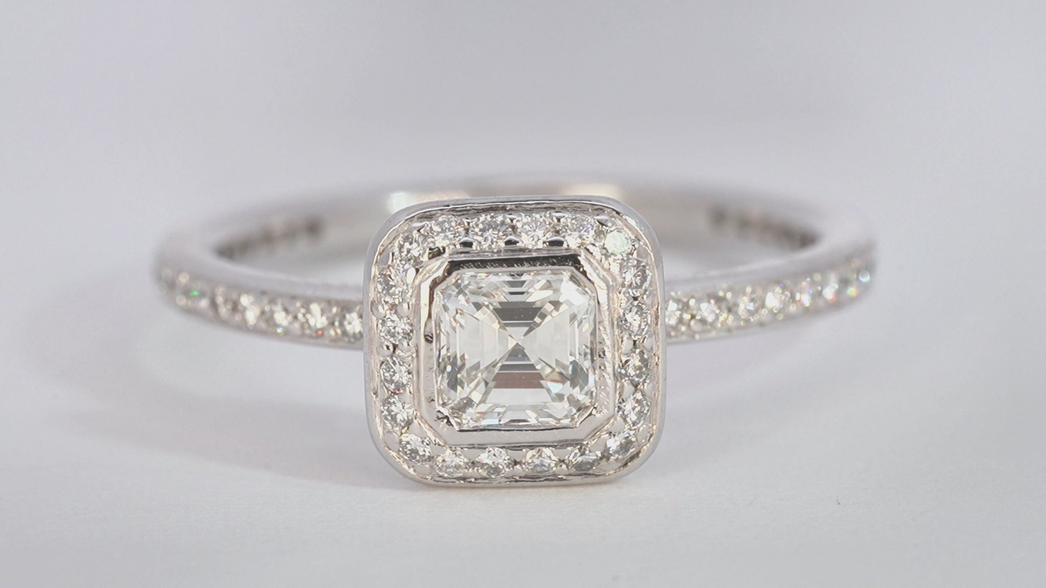 Vintage Platinum Ritani Design 1.00tcw Diamond Ring