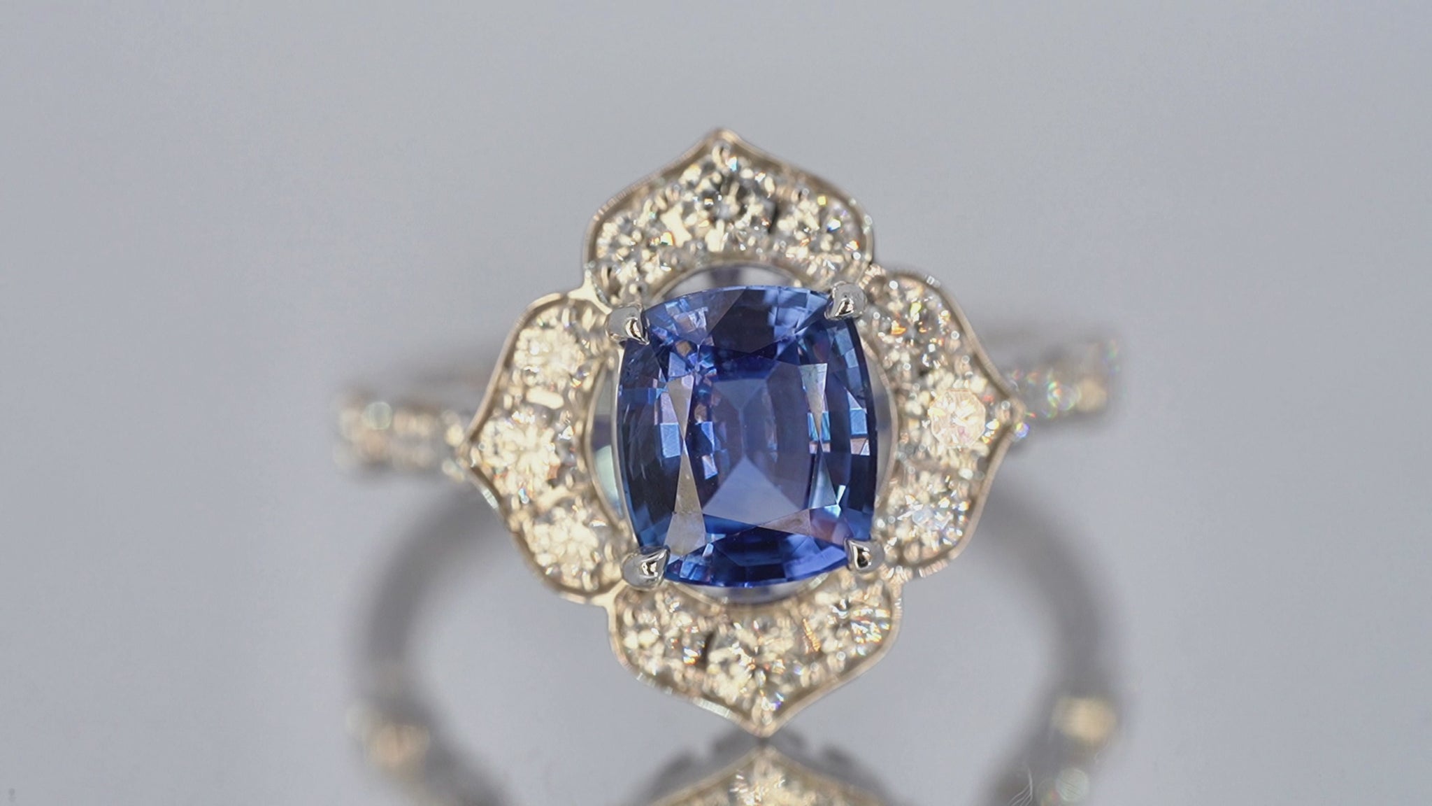 18k White Gold 1.51ct Ceylon Blue Sapphire and Diamond Ring GIA