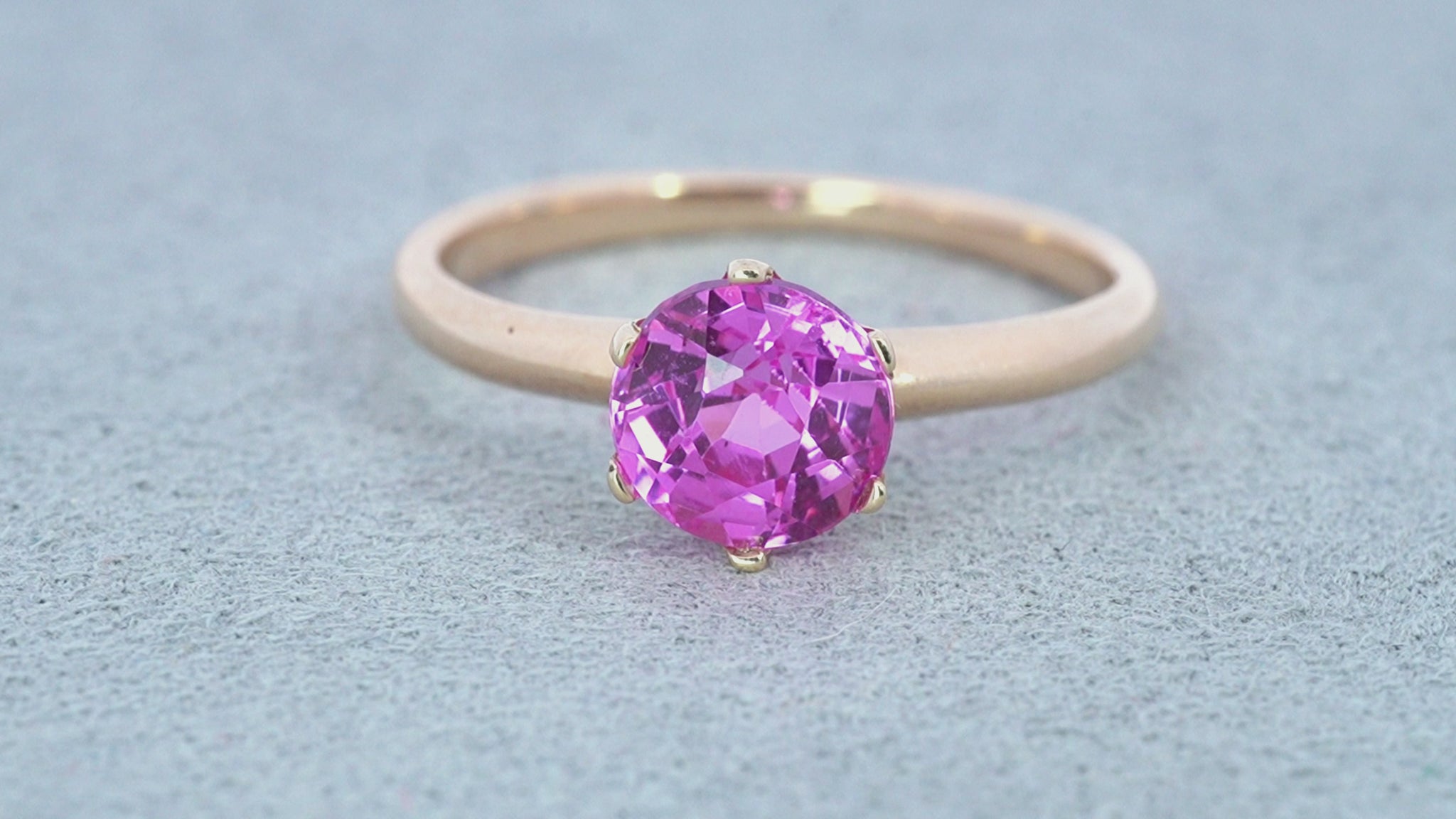 Vintage 15k Yellow Gold 1.75ct Pink Sapphire Solitaire Ring