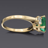 Vintage 14K Yellow Gold 1.65 Ct Emerald & Diamond Band Ring 3.2 Grams Size 5.5