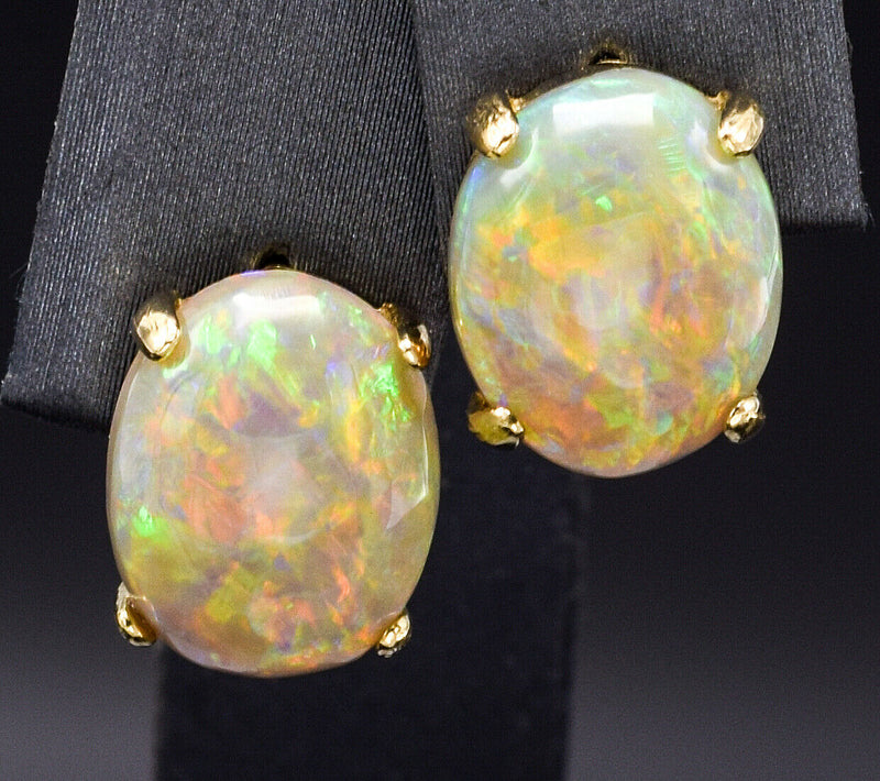 Vintage 14K Yellow Gold Jelly Opal Oval Stud Earrings