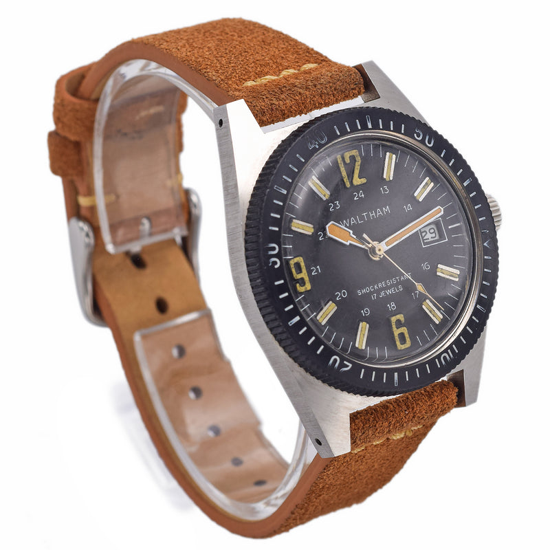 Vintage Waltham Military Diver 17 Jewels Hand Wind Men's Date Watch
