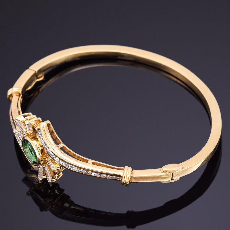 Vintage 18K Yellow Gold Emerald & 1.29 TCW Diamond Hinged Bangle Bracelet