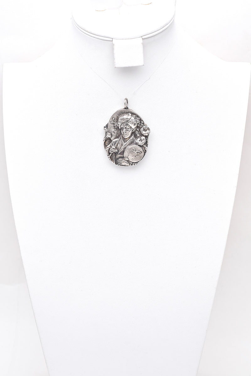 Vintage Henryk Winograd HW 999 Fine Silver Repoussé Geisha Woman Pendant Large