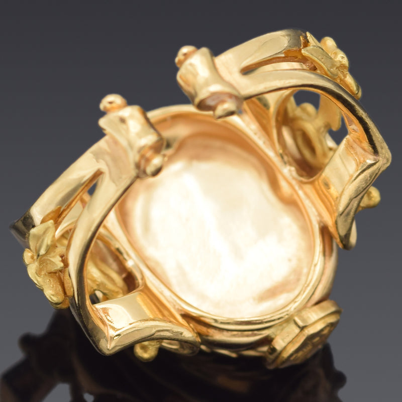Antique Mod Dep Italy 18K Yellow Gold Cameo Shell Ring